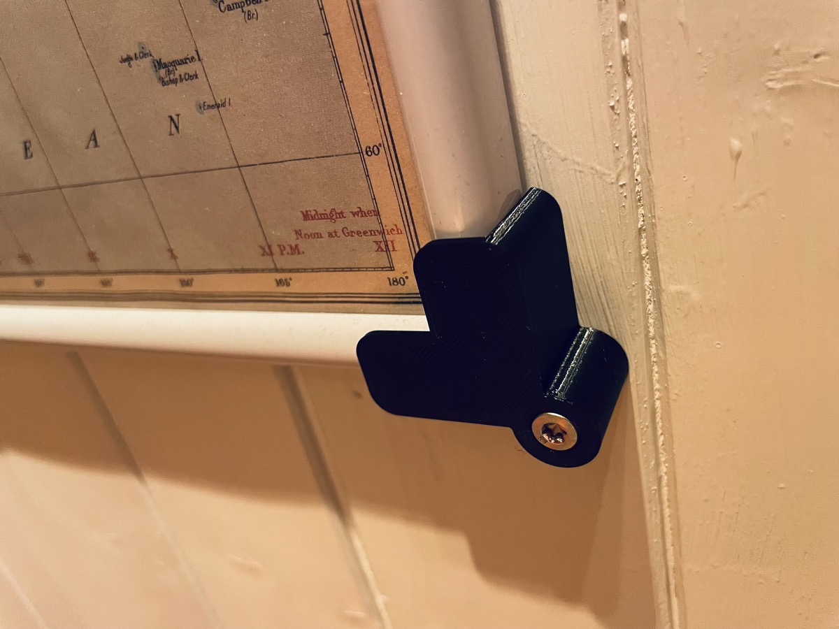 Picture Frame Corner Mount by tammets Download free STL model