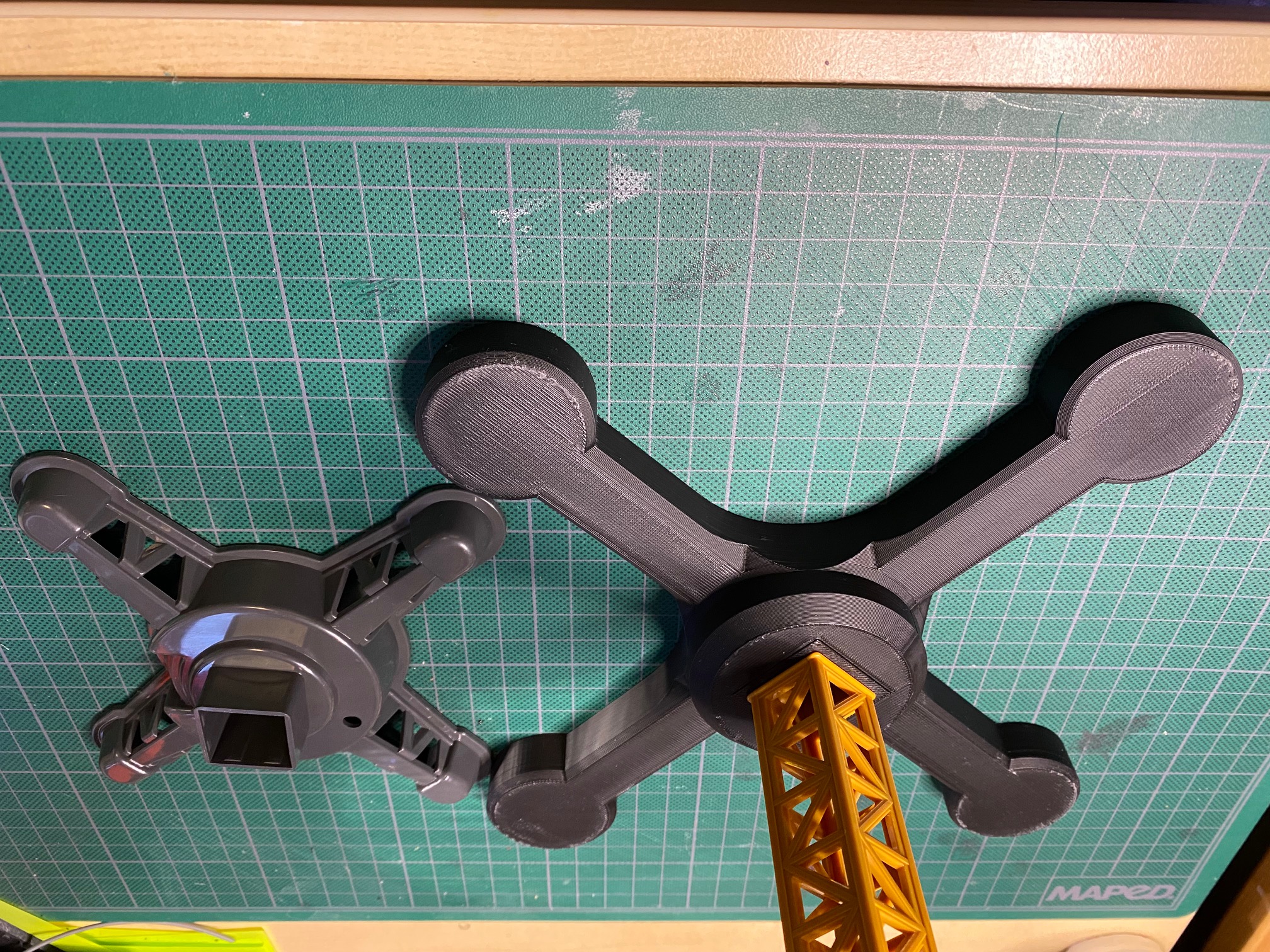 Toy Crane stable base