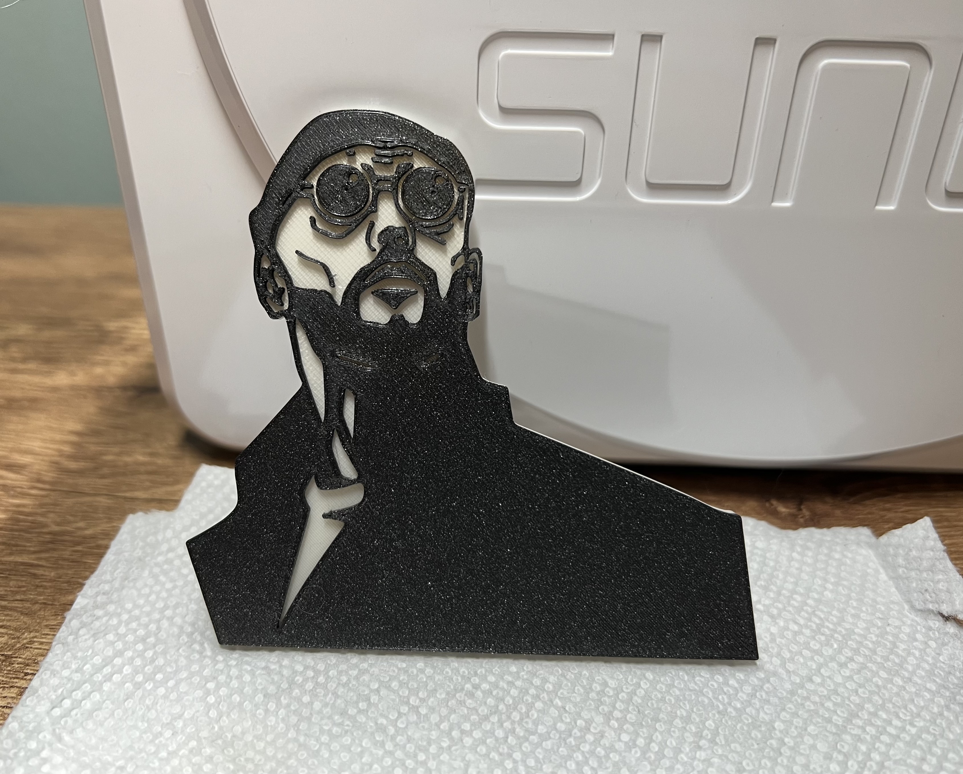 Leon, The Professional Magnet (8x3mm magnet)