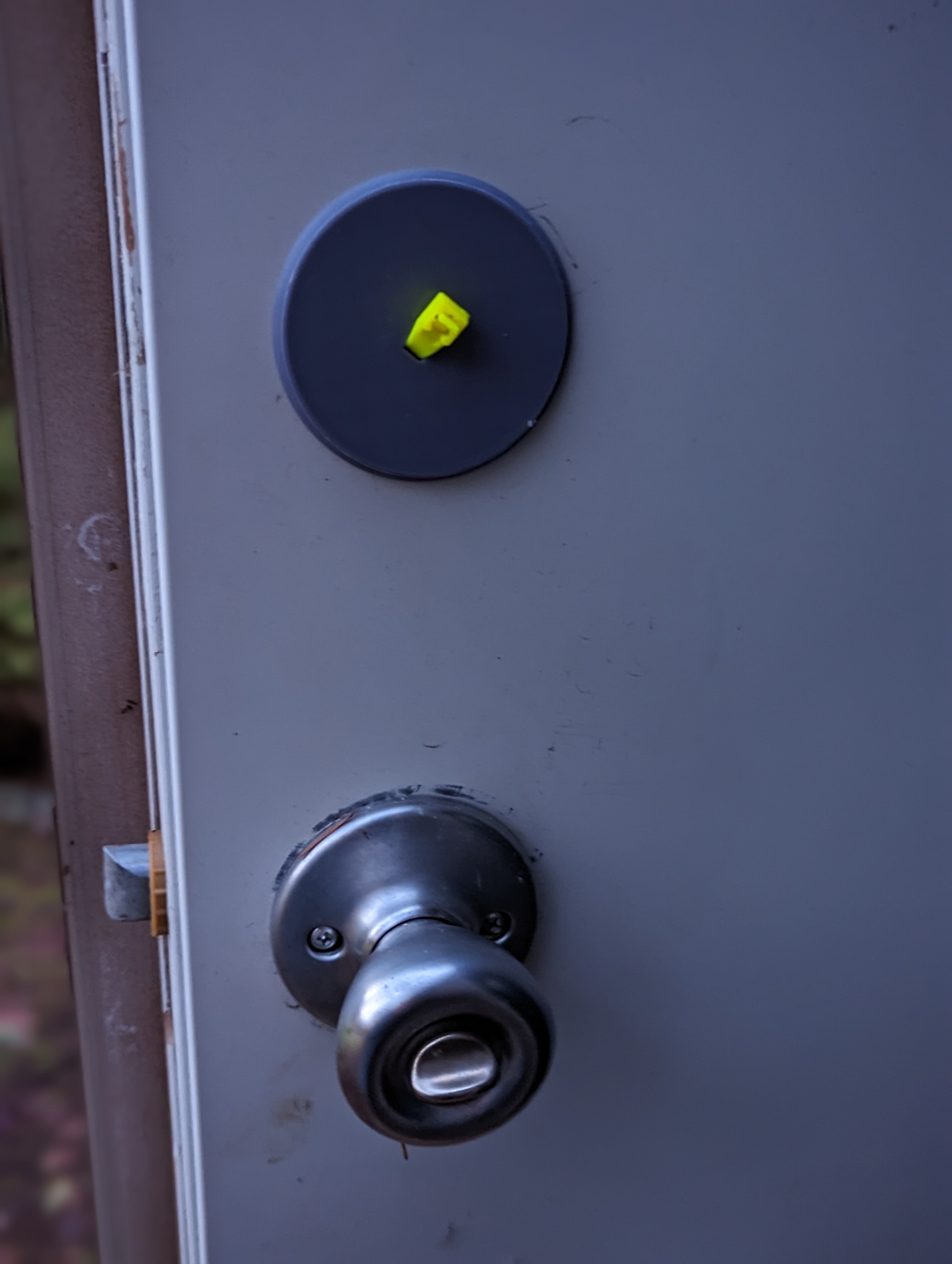 Deadbolt hole cover — miniatura 3