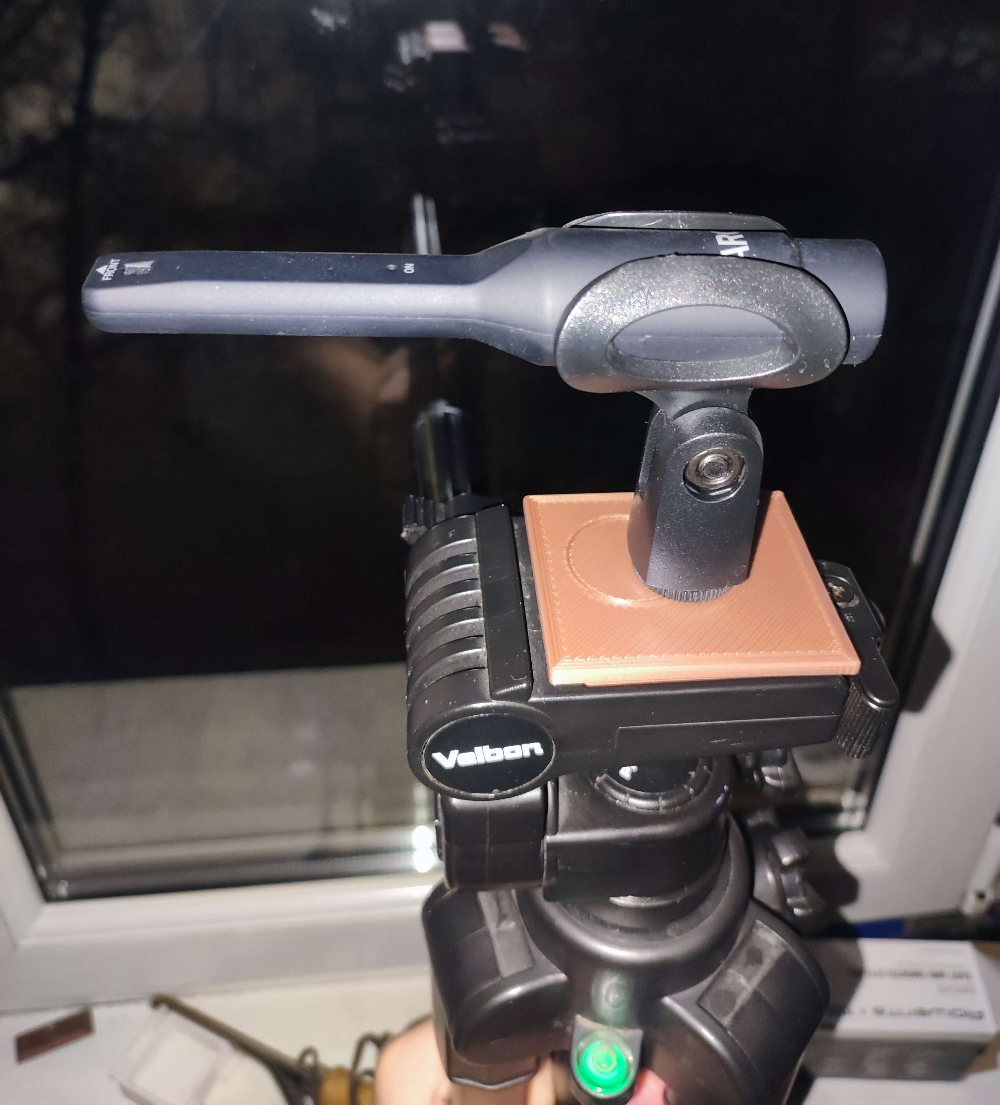 [OpenSCAD] Parametric Velbon Quick Release Shoe + 3/8 Microphone Adapter Thumbscrew