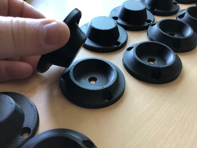 stackable box feet and feet receivers
