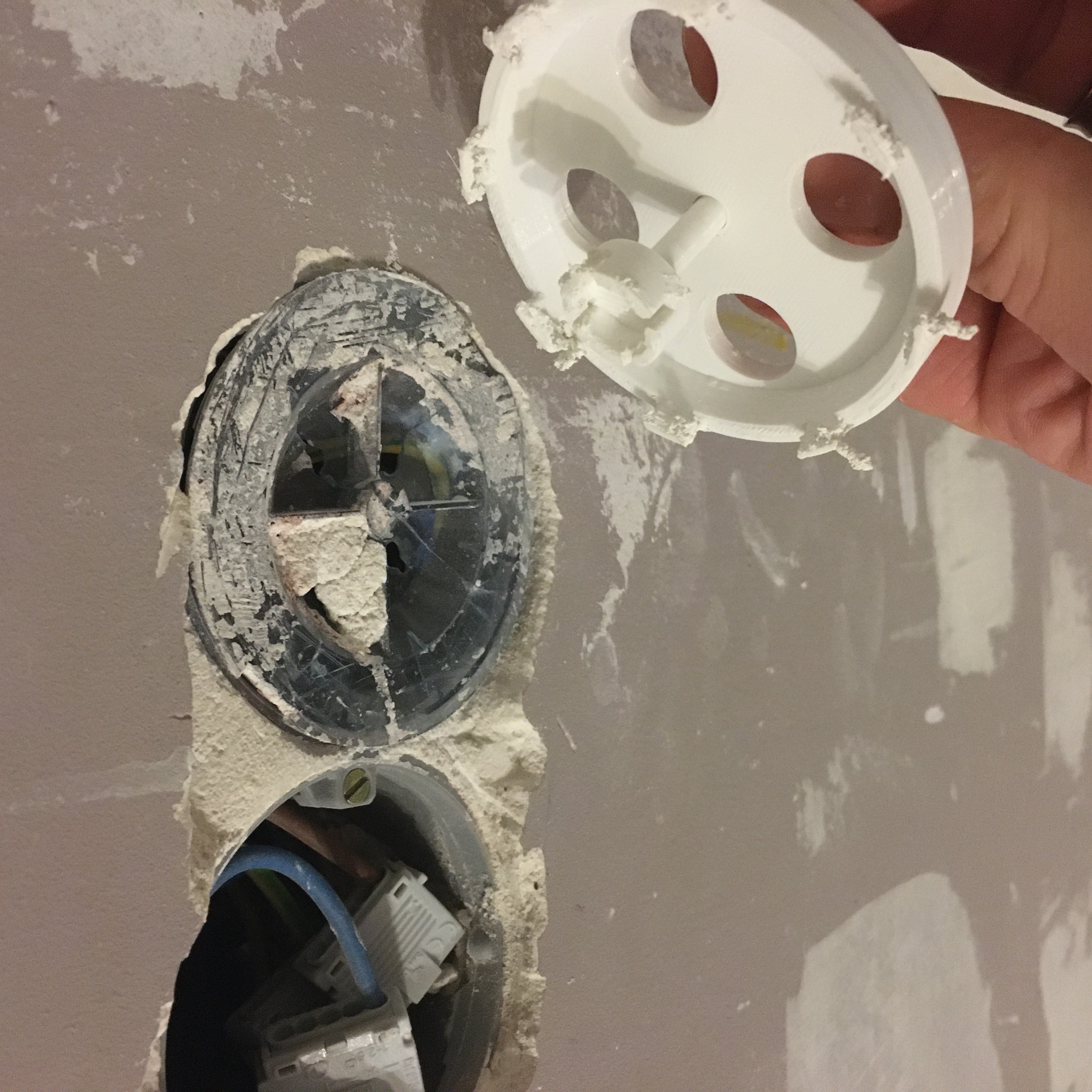 Wall socket protector for plastering by Dr156 Download free STL model