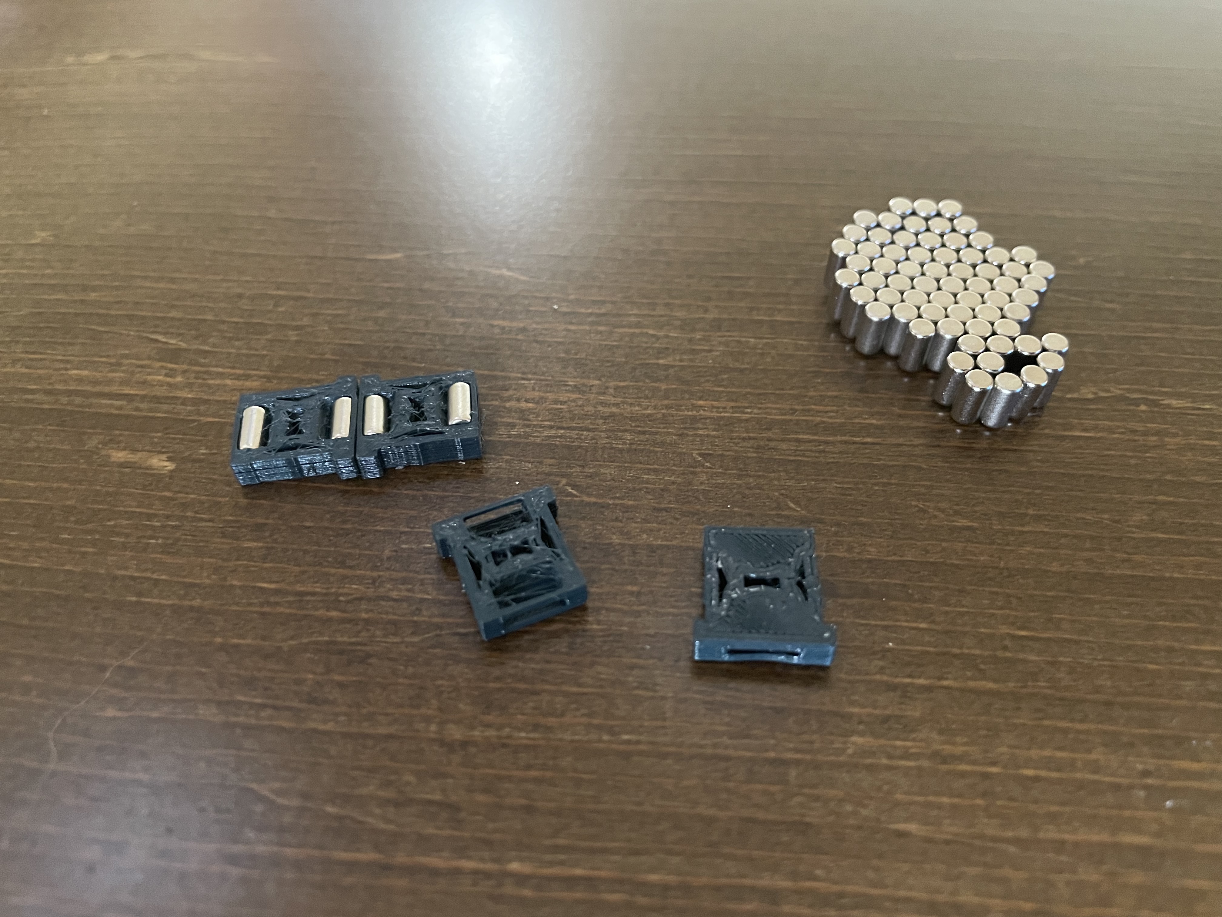 OpenLOCK Springy Double Magnetic Clip