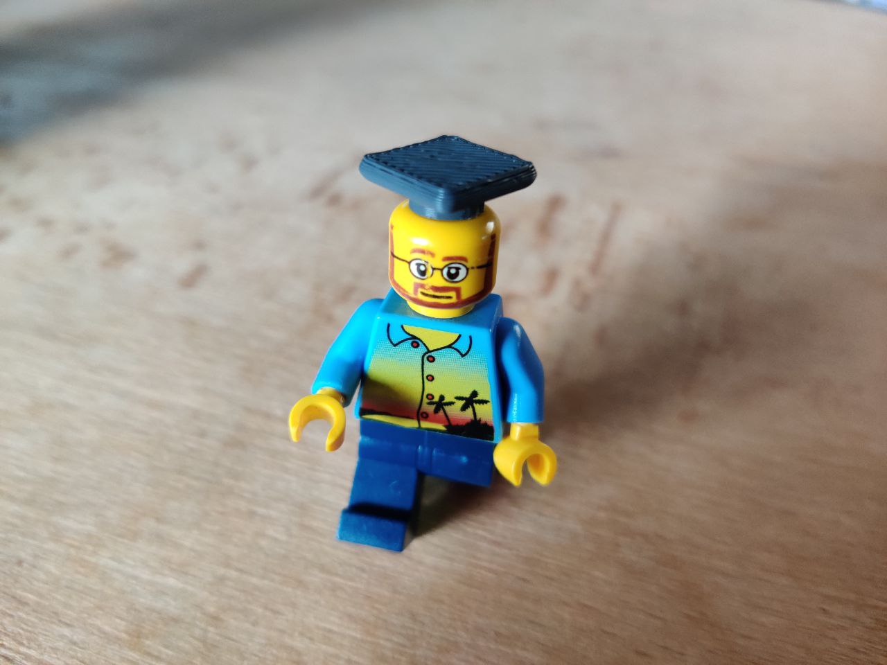 Diploma Hat (Lego compatible)