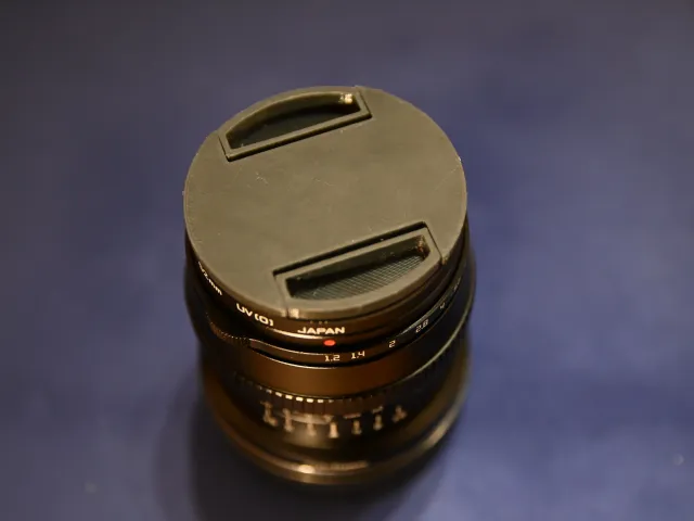 52mm Lenscap (should also fit 49mm and 55mm with scaling)
