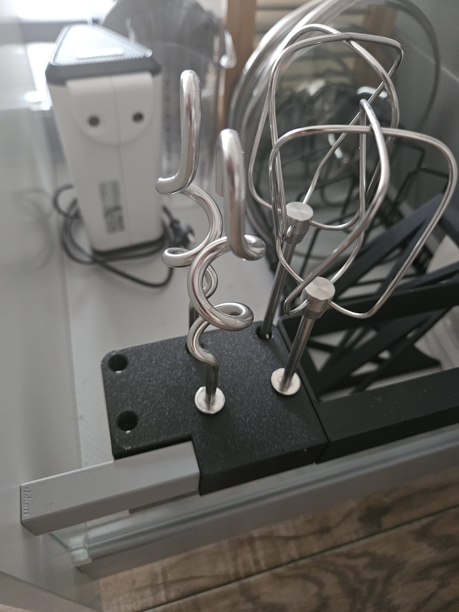 Stirrer holder