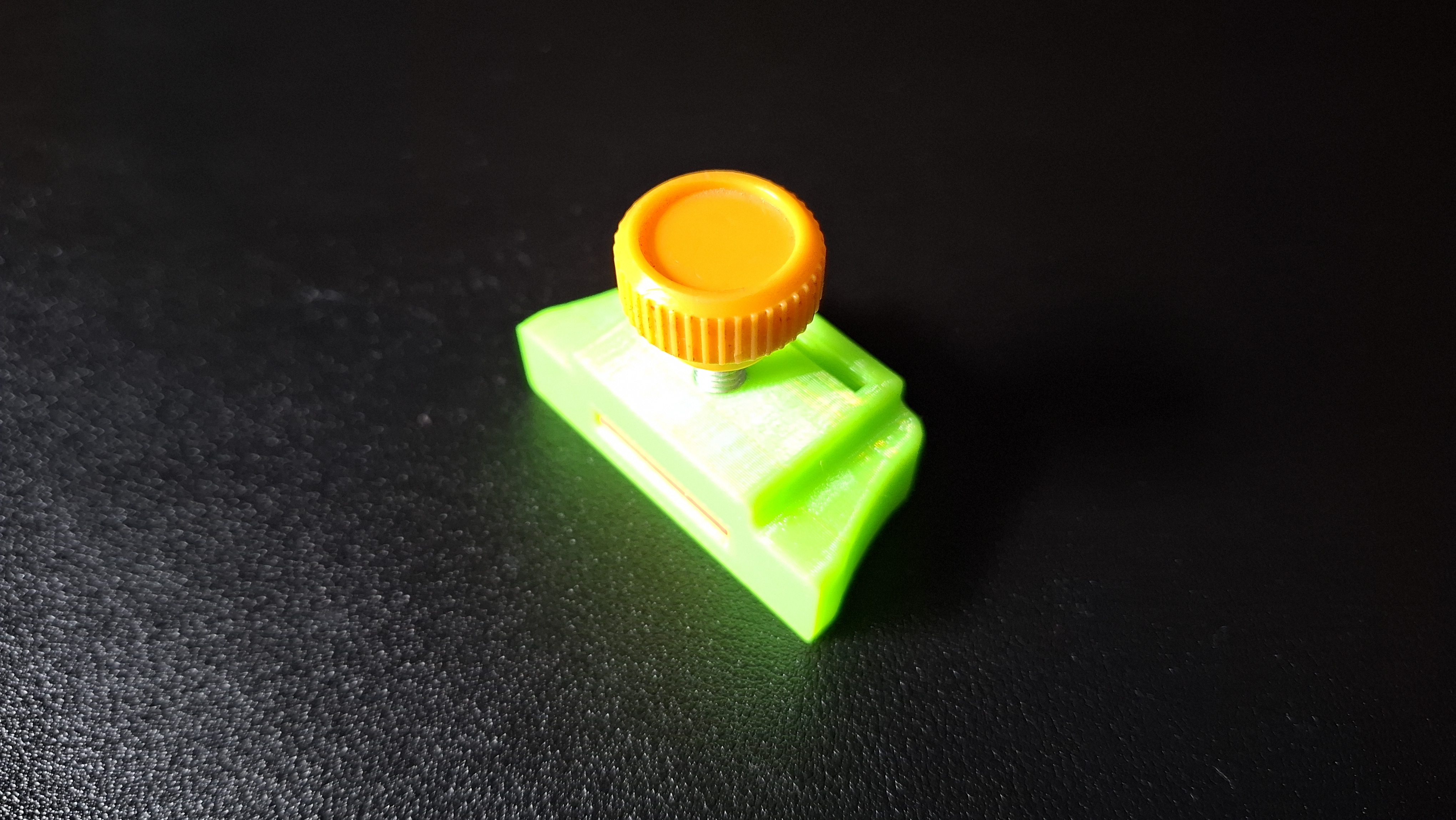 Miniatura 2 do modelo 3D (Yet Another) Ruler Stop Block