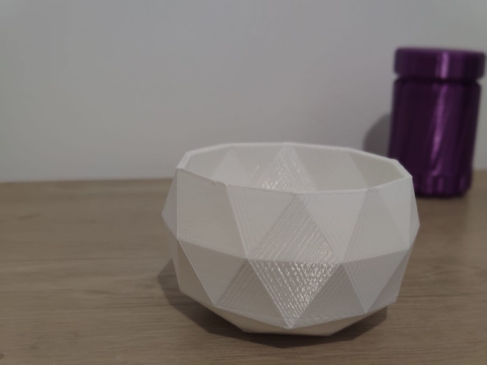 Modern low poly planting pot cover