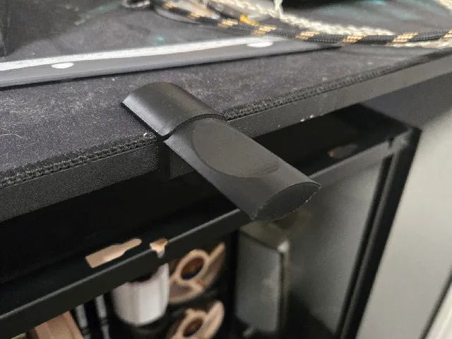 Desk Headphone Hanger 1.47 cm