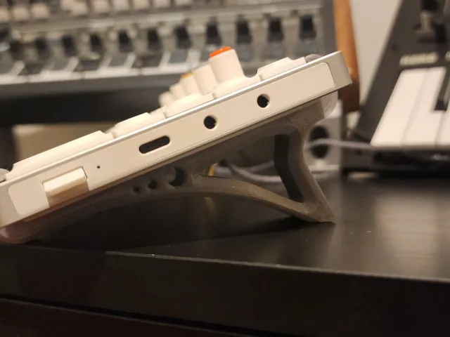 OP1 Field Clip On Desk Stands