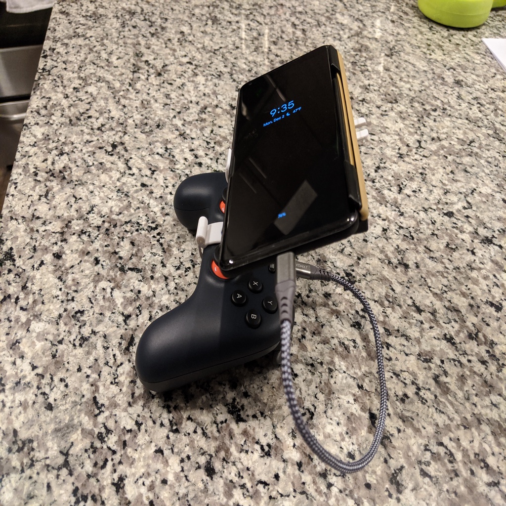 Miniatura 7 do modelo 3D Adjustable Stadia Controller Phone Mount - Improved
