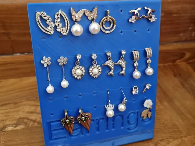 Earring rack