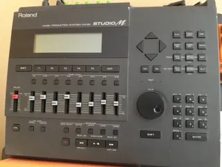 Roland MV30 knobs