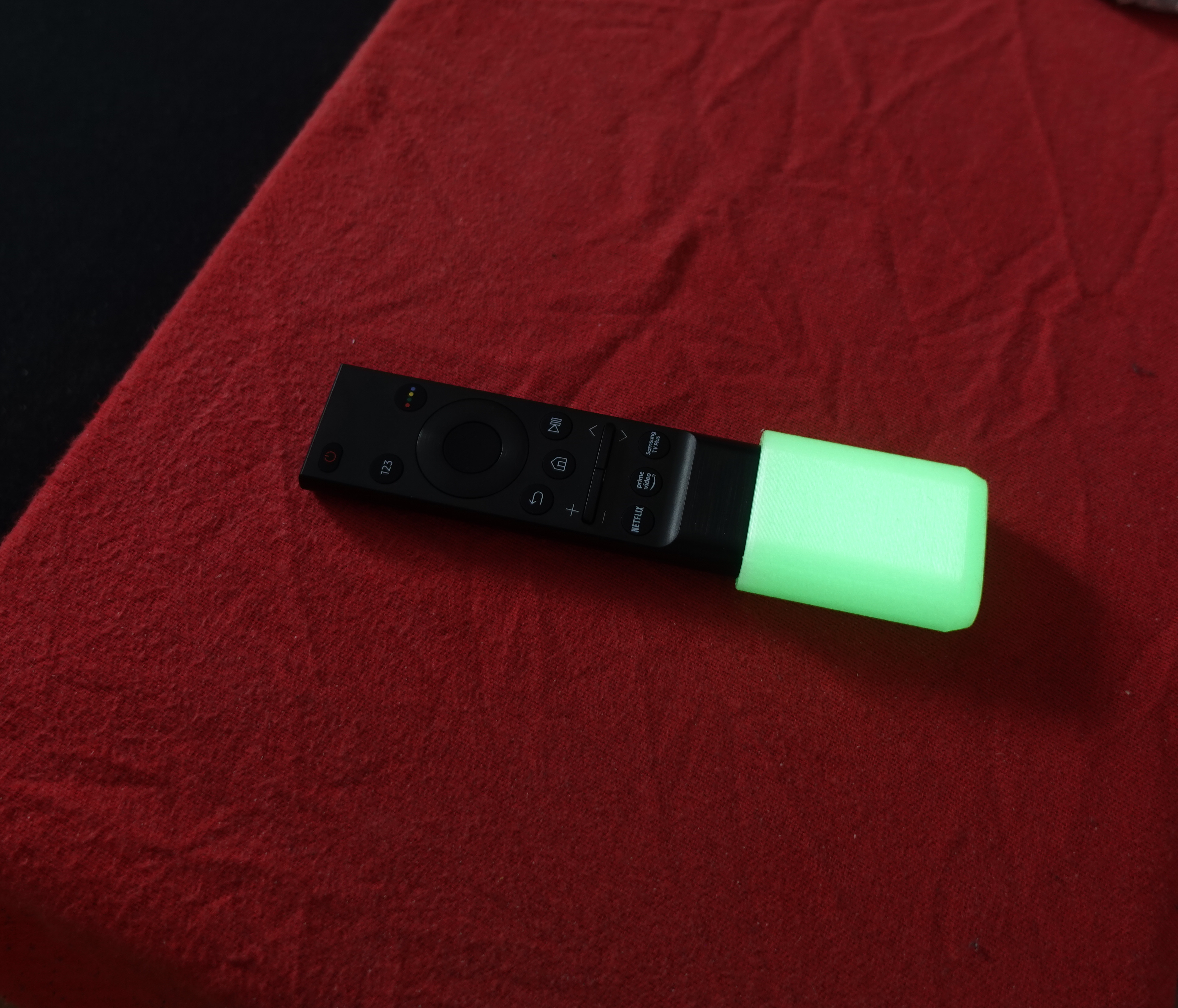 Samsung TV Smart Remote glow-in-the-dark Cover (parametric FreeCAD)