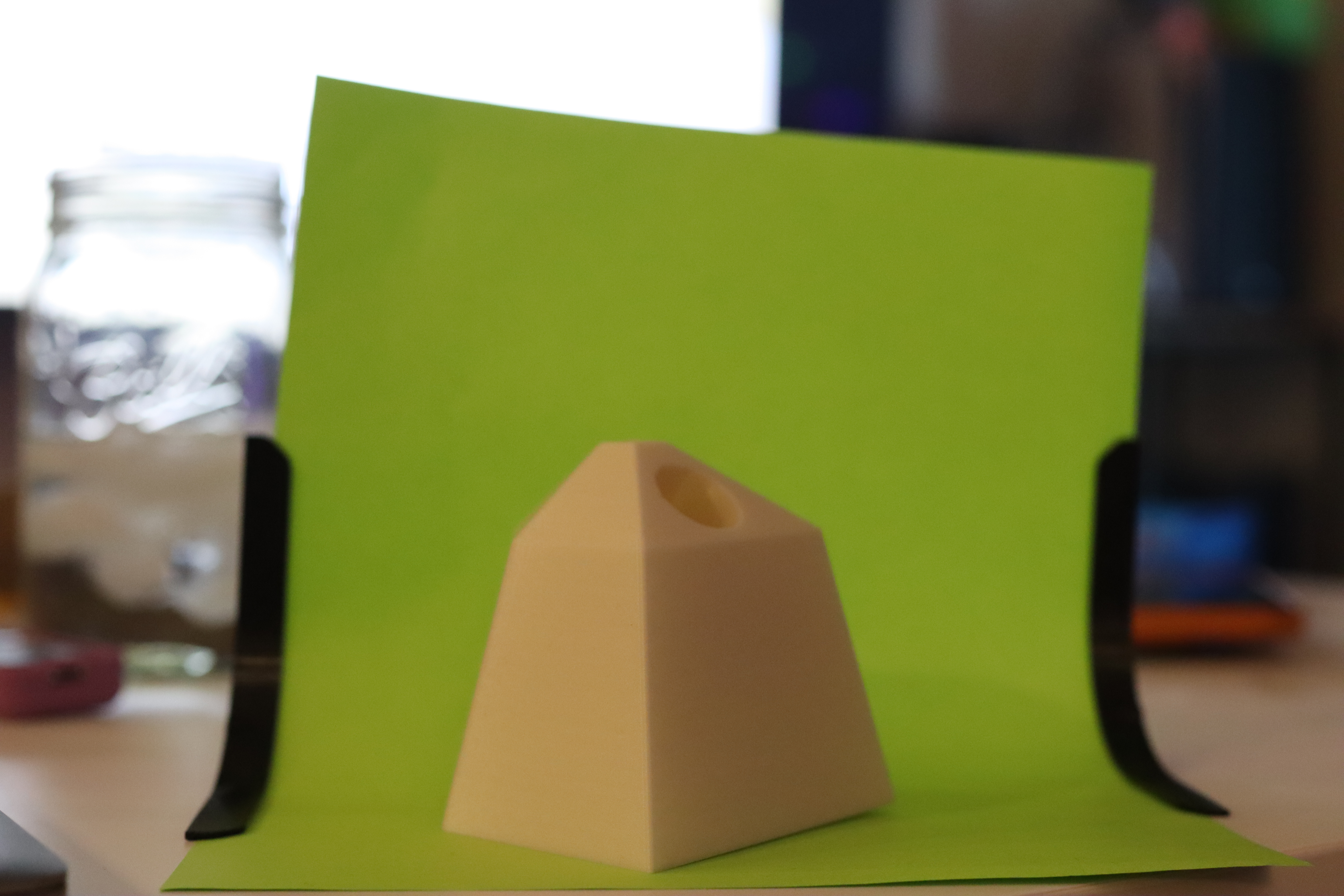Pen stand 20mm hole