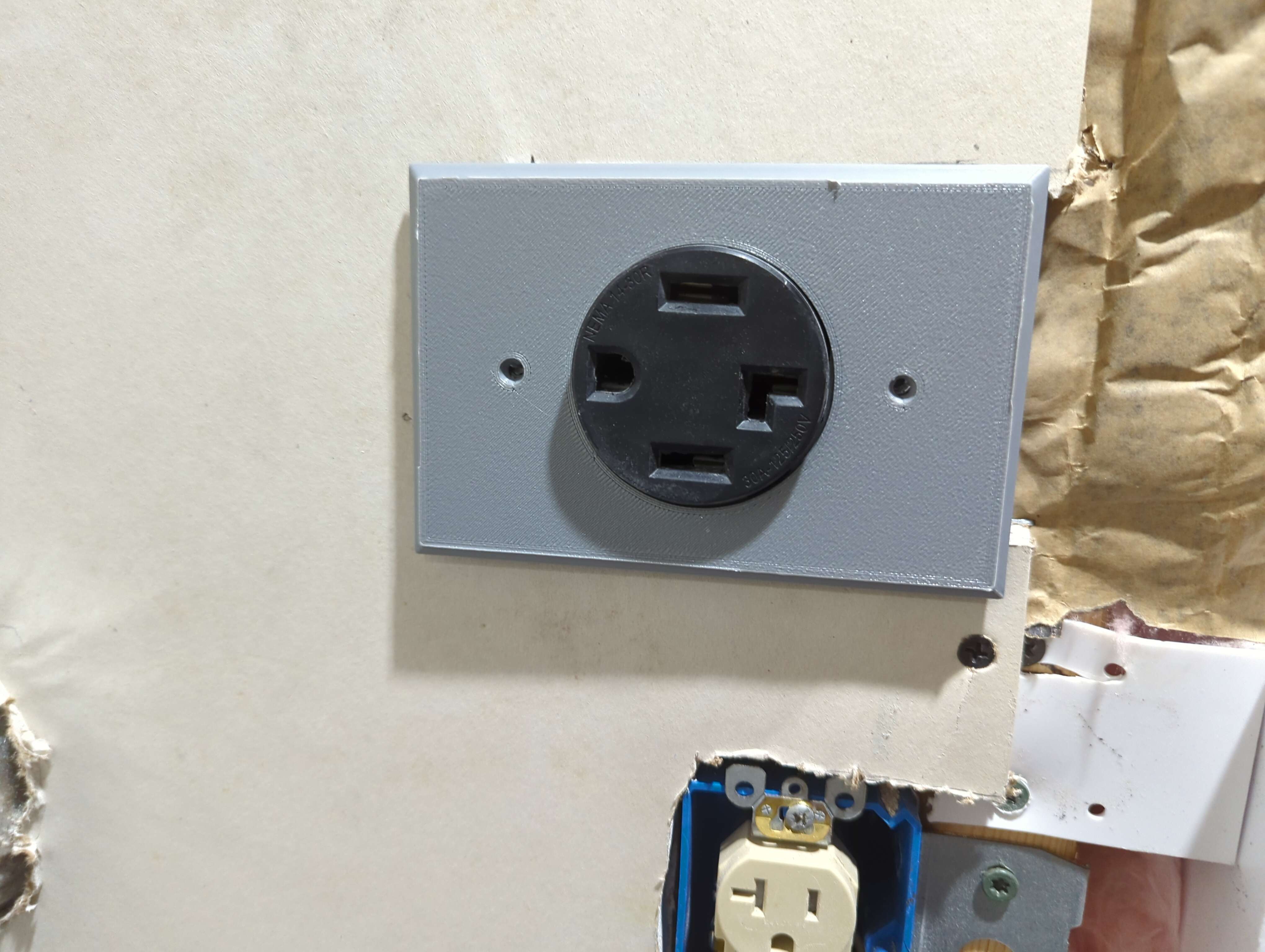Wally 30 amp Jumbo wall plate NEMA 1430R by Jon Download free STL