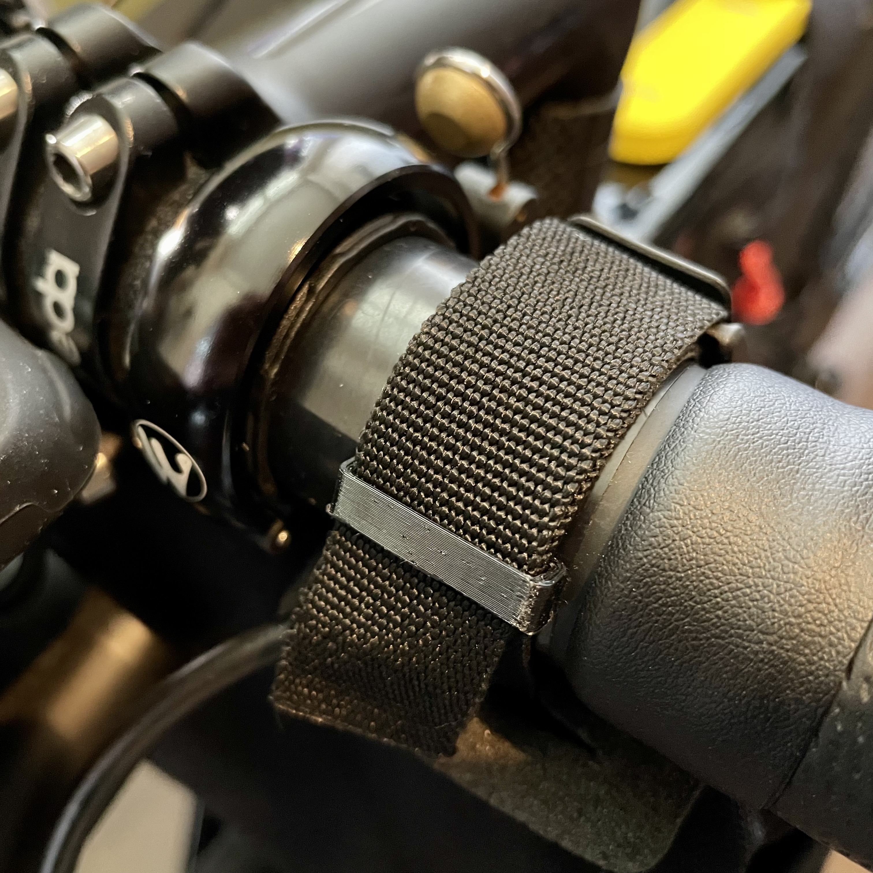 RESTRAP straps holder by JascnC Download free STL model