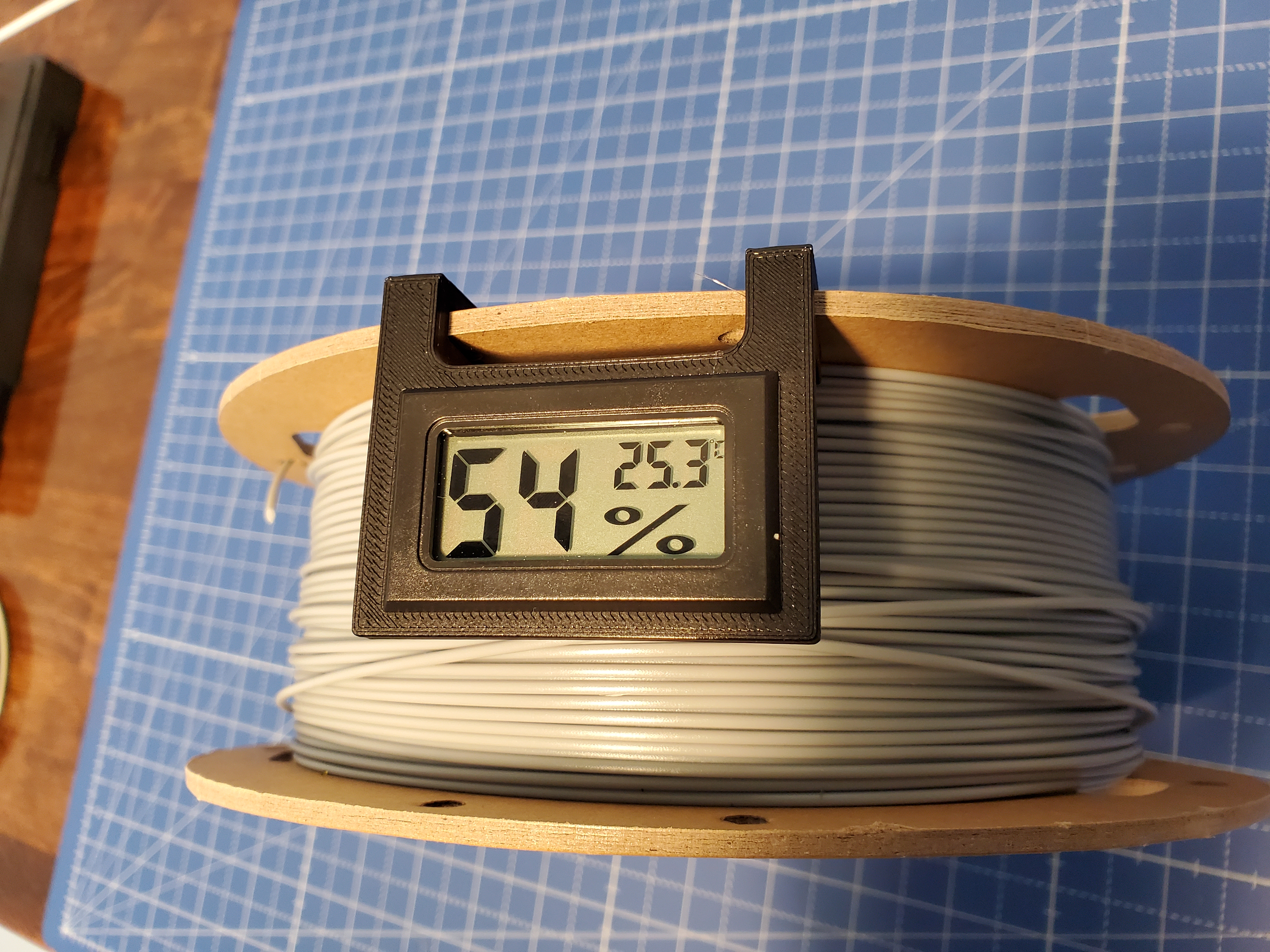 Spool Humidity Sensor Clip