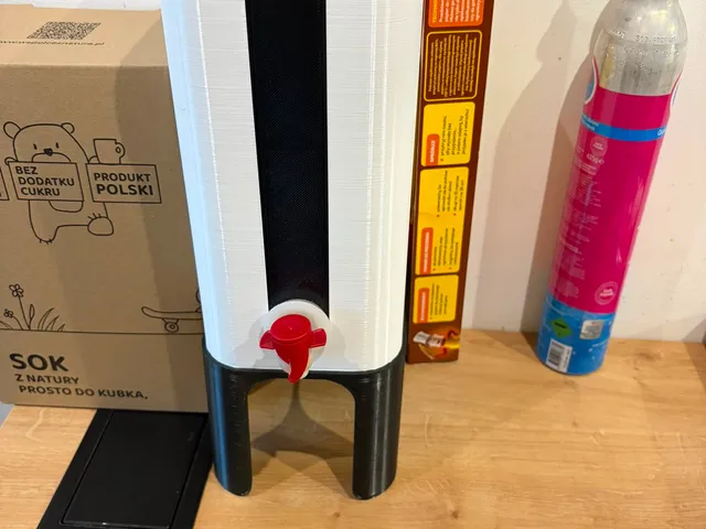 Bag-in-box juice stand