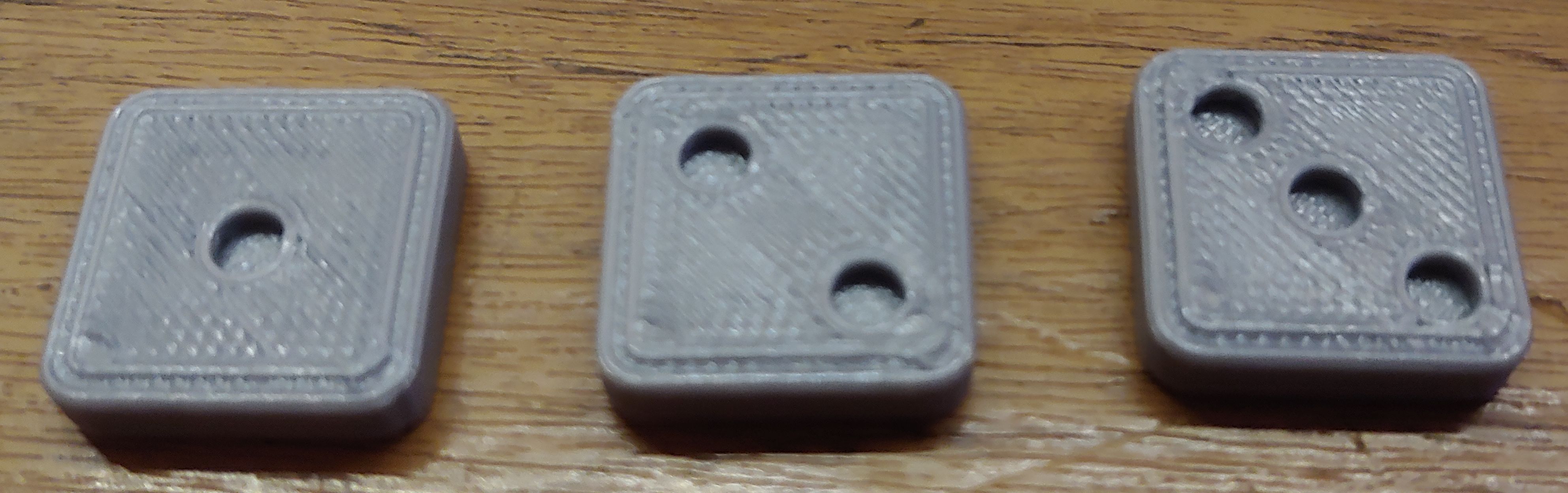 Miniatura 2 do modelo 3D Super (sliced) Dice