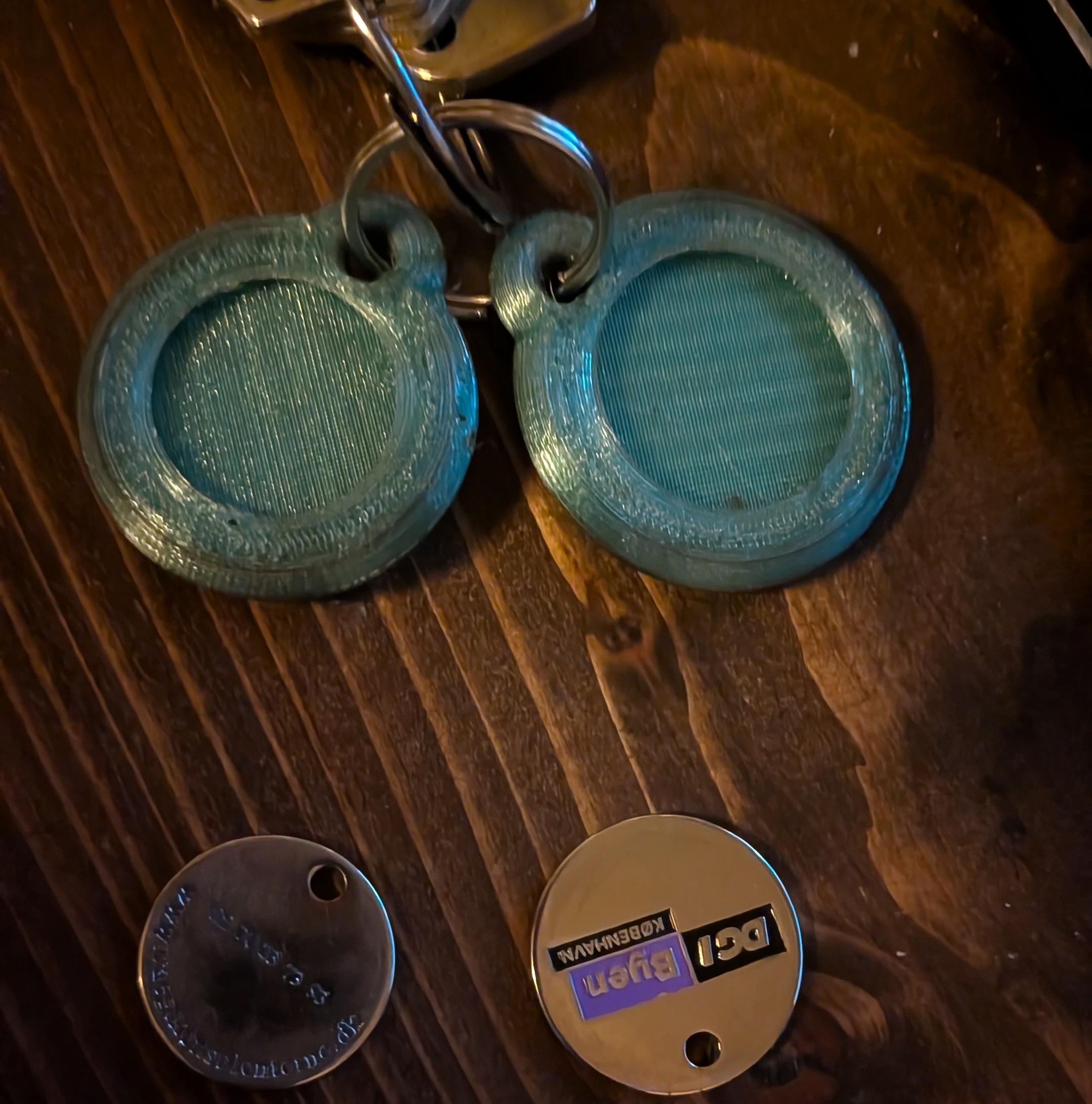 Shopping cart token key ring holder