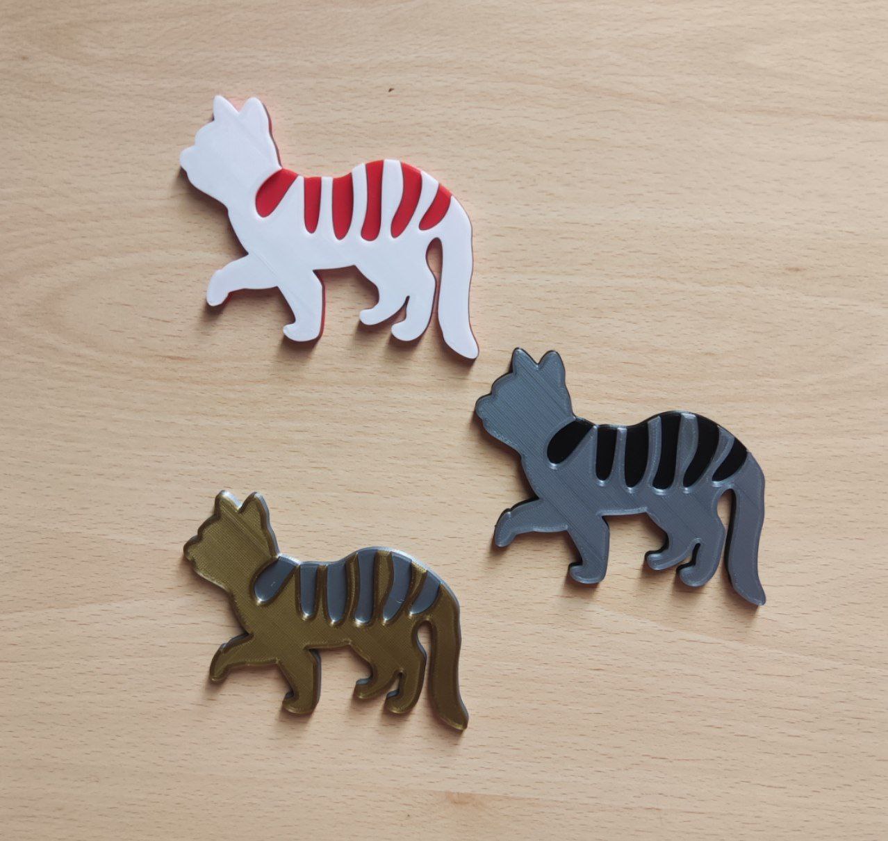 Cat fridge magnet V2