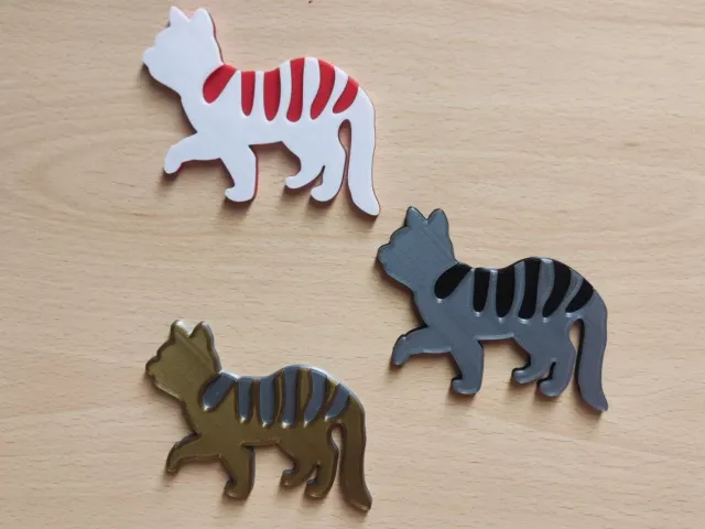 Cat fridge magnet V2