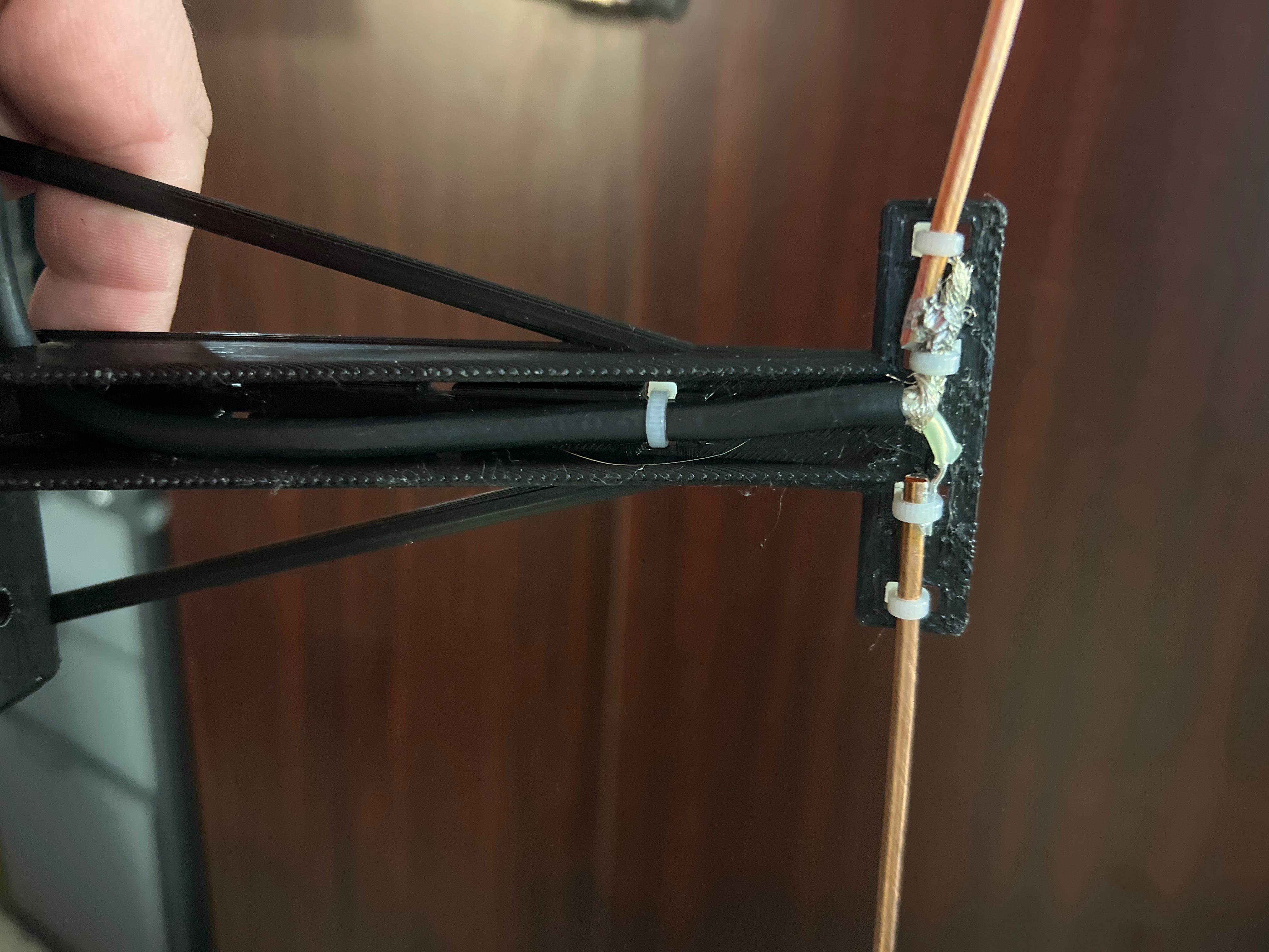 UHF Dipole
