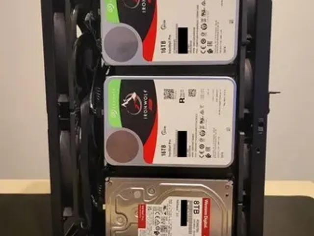 Custom 9x HDD Array Sled System for SSUPD Meshlicious