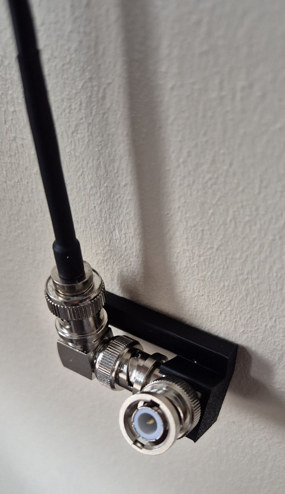 FTX-1 uhf-vhf whip vertical support. 3D model