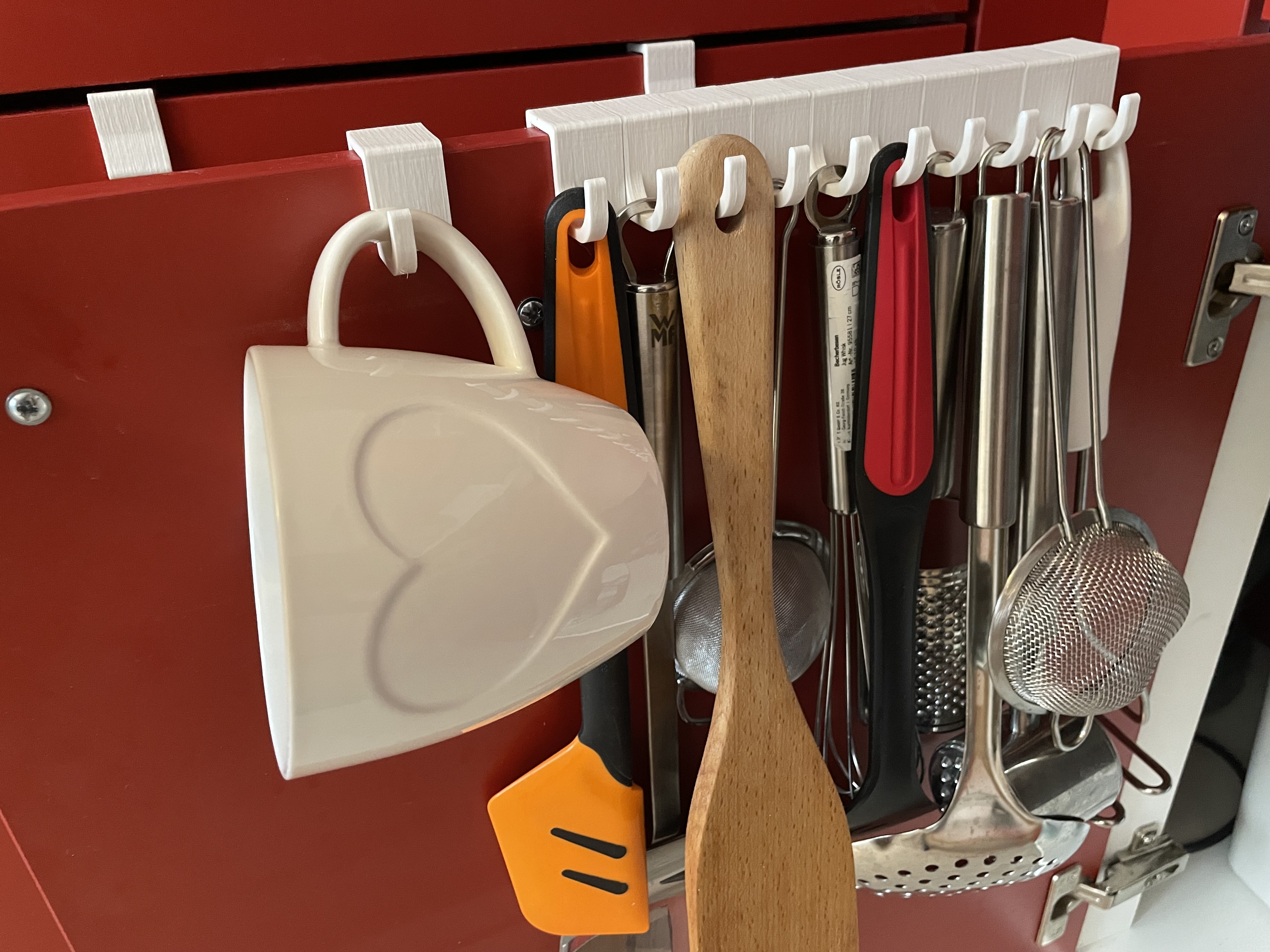 Universal kitchen utensils & cups hook / holder! For doors / walls 16 / 17 / 18 / 19 / 20 / 21 / 22 mm & dim 3mf file