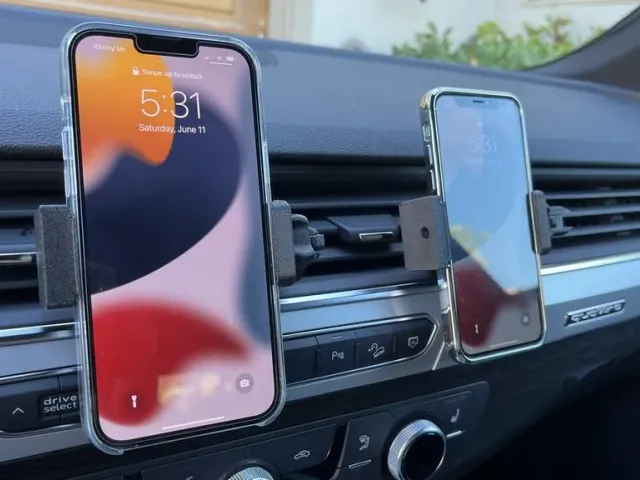 Car phone holder, car phone mount
