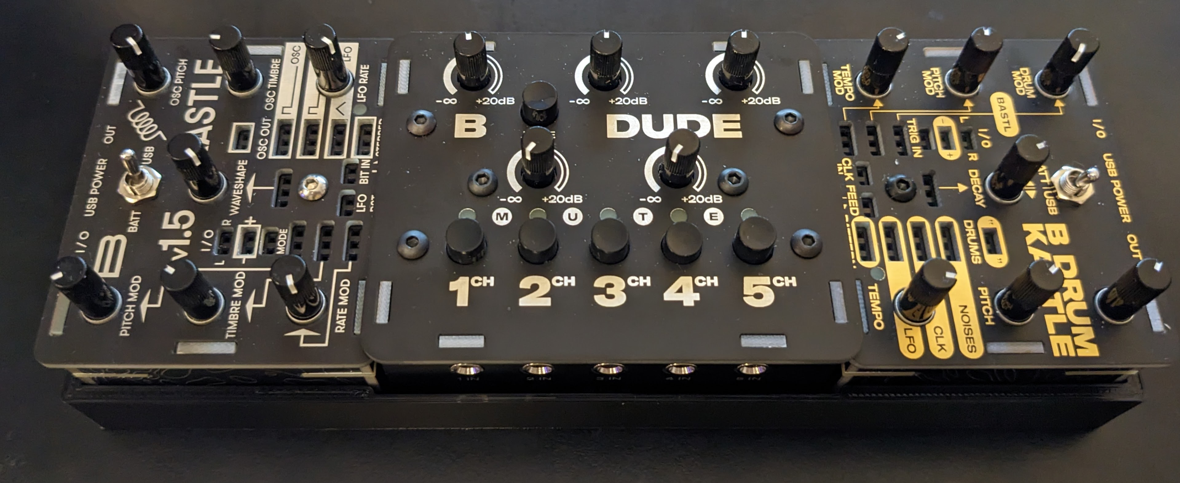 BASTL Synth/Mix Cradle