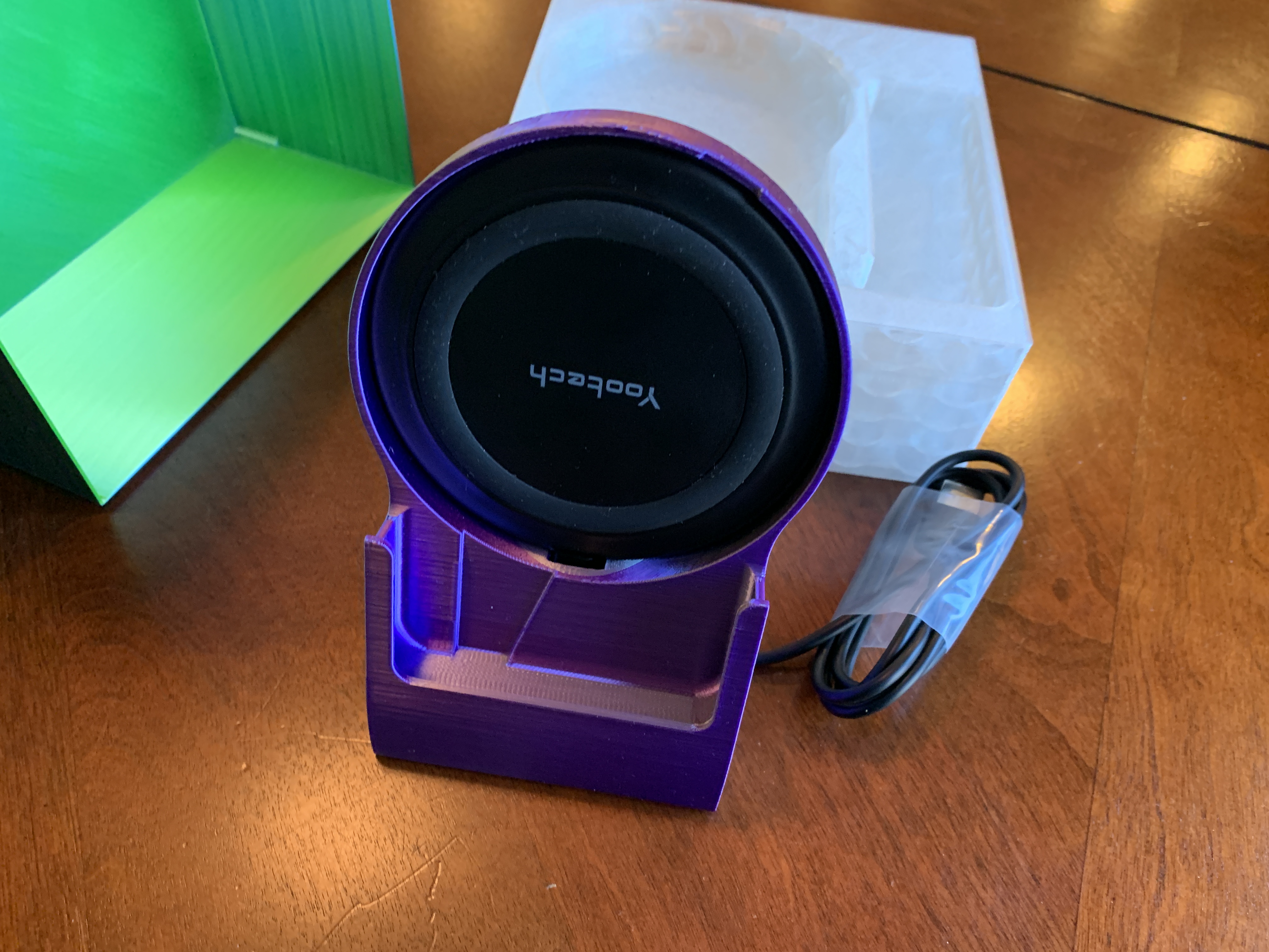 Wireless iPhone Charger and Gift Box