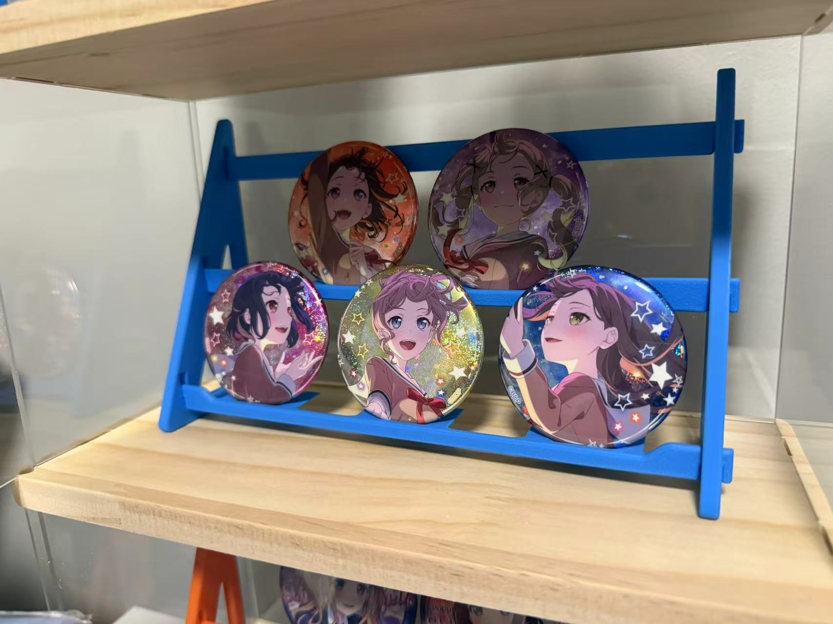 Display stand for set of badges (58mm)