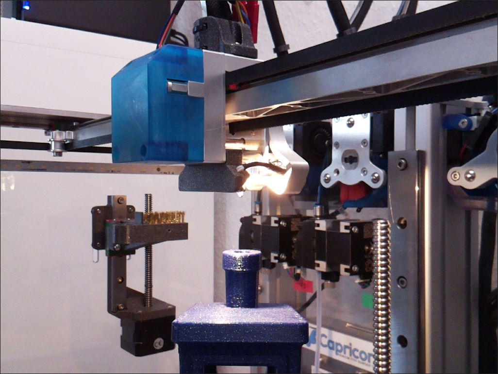 Miniatura 3 do modelo 3D E3D ToolChanger - Simple Raspberry Pi Zero Camera Mount