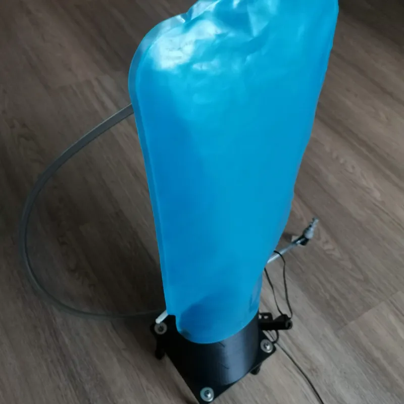 Hydration bladder dryer by Eric, Download free STL model