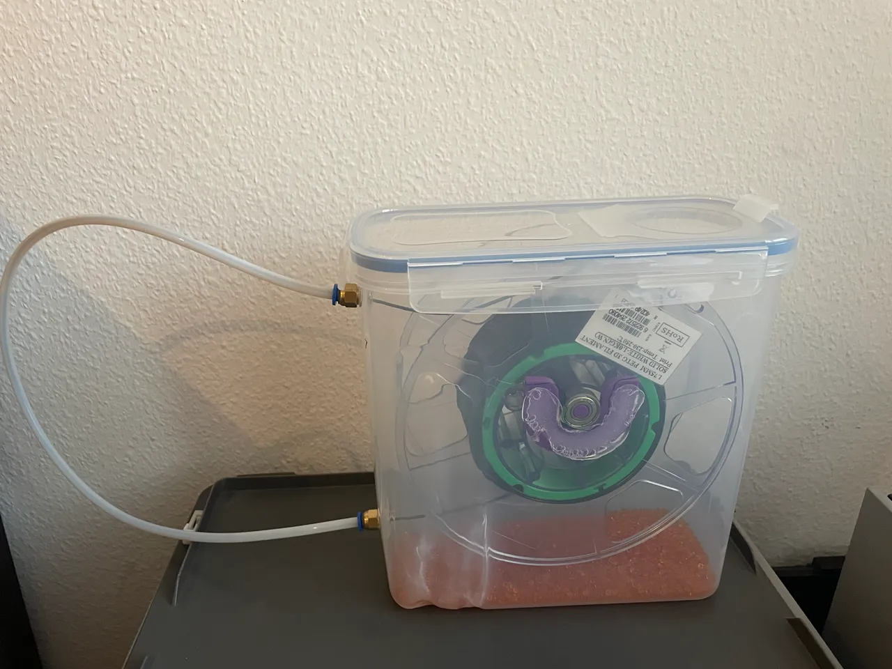 Filament dry box storage - simple tupperware box (source included) by  William, Download free STL model