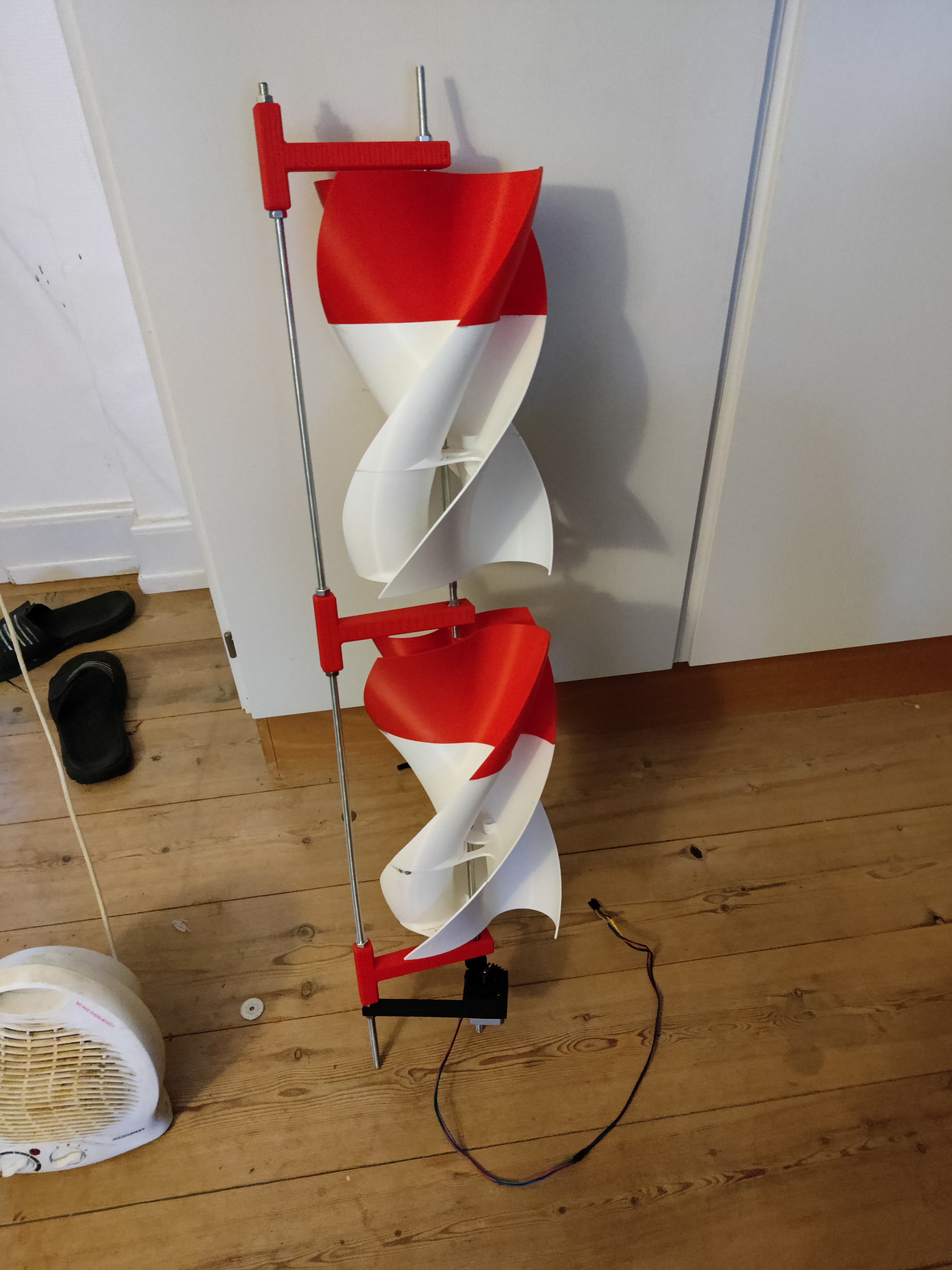 "Ugrinsky" Vertical Wind Turbine