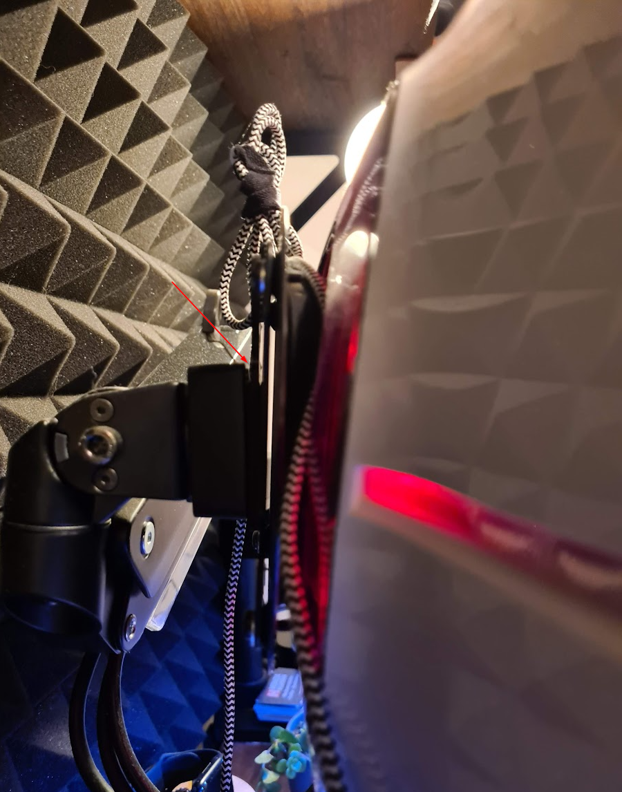 Heavy Screen mod for Prokord Monitor Arm LC24P by MrNeedlemouse Download free STL model