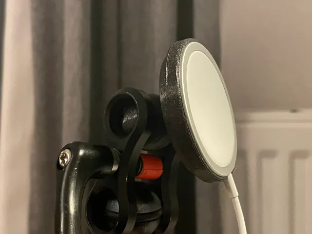 Magsafe Holder for Ultra Arm Magic Arm