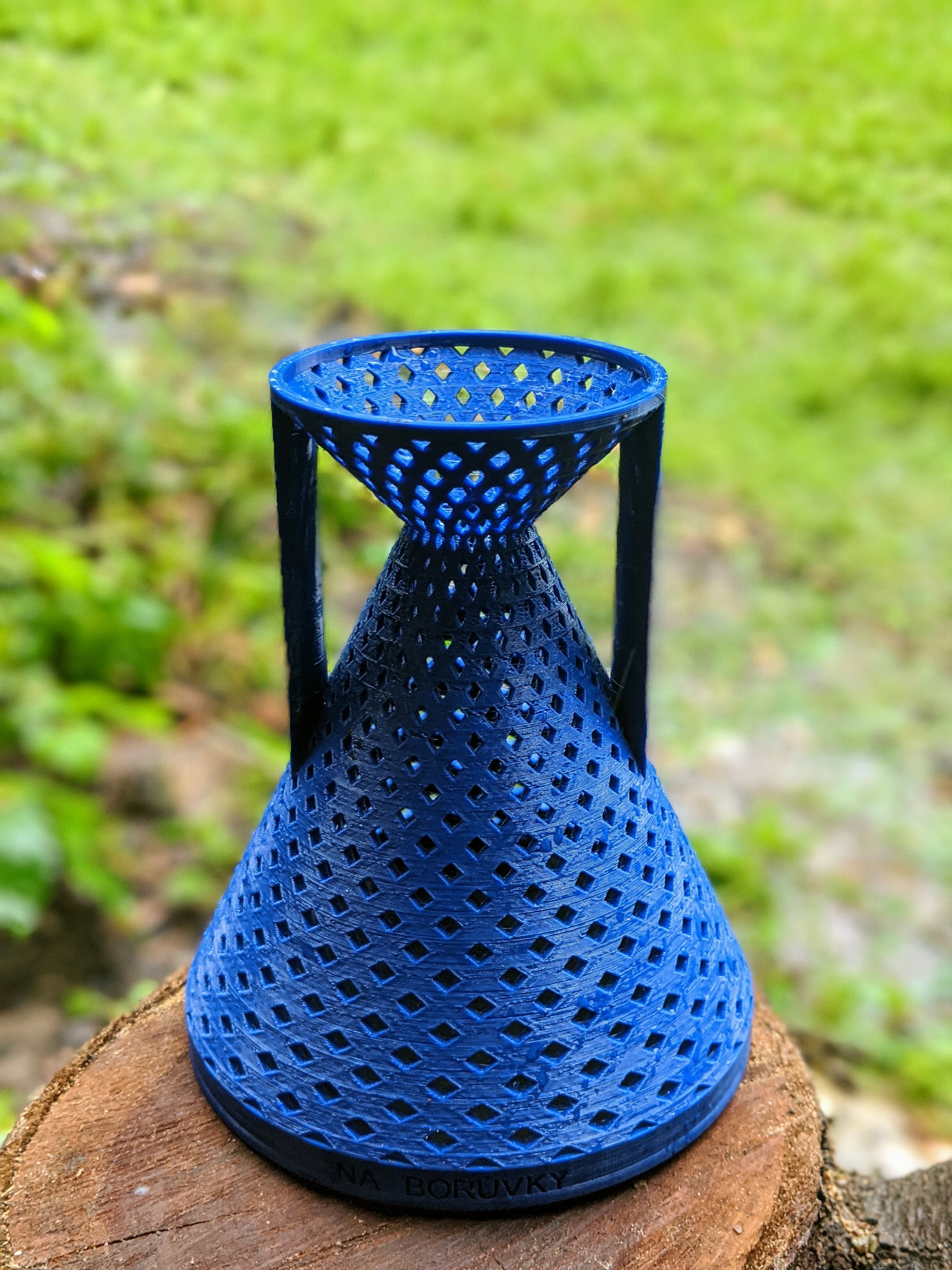 Miniatura 2 do modelo 3D Blueberry picking MUG