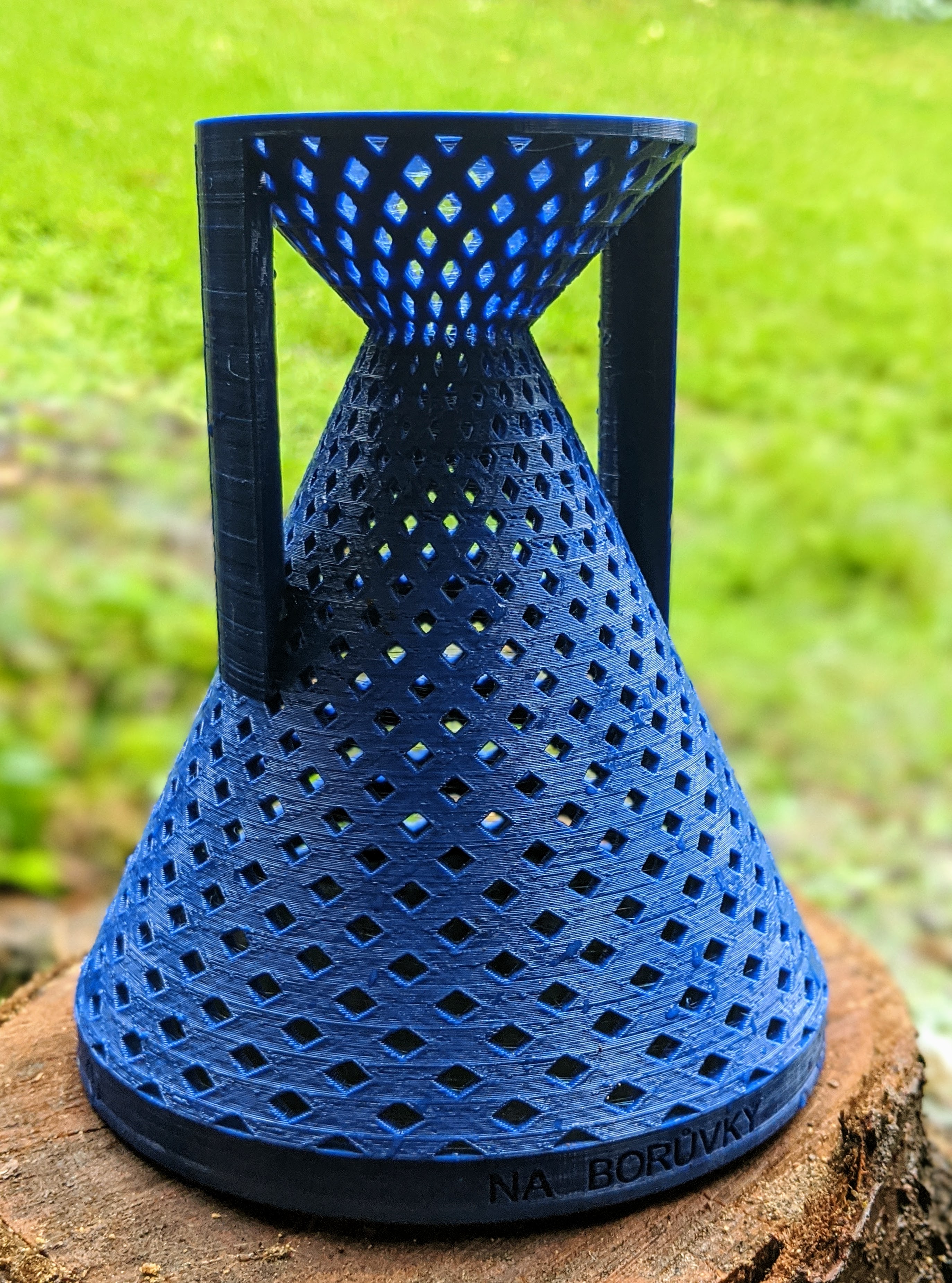 Miniatura 4 do modelo 3D Blueberry picking MUG