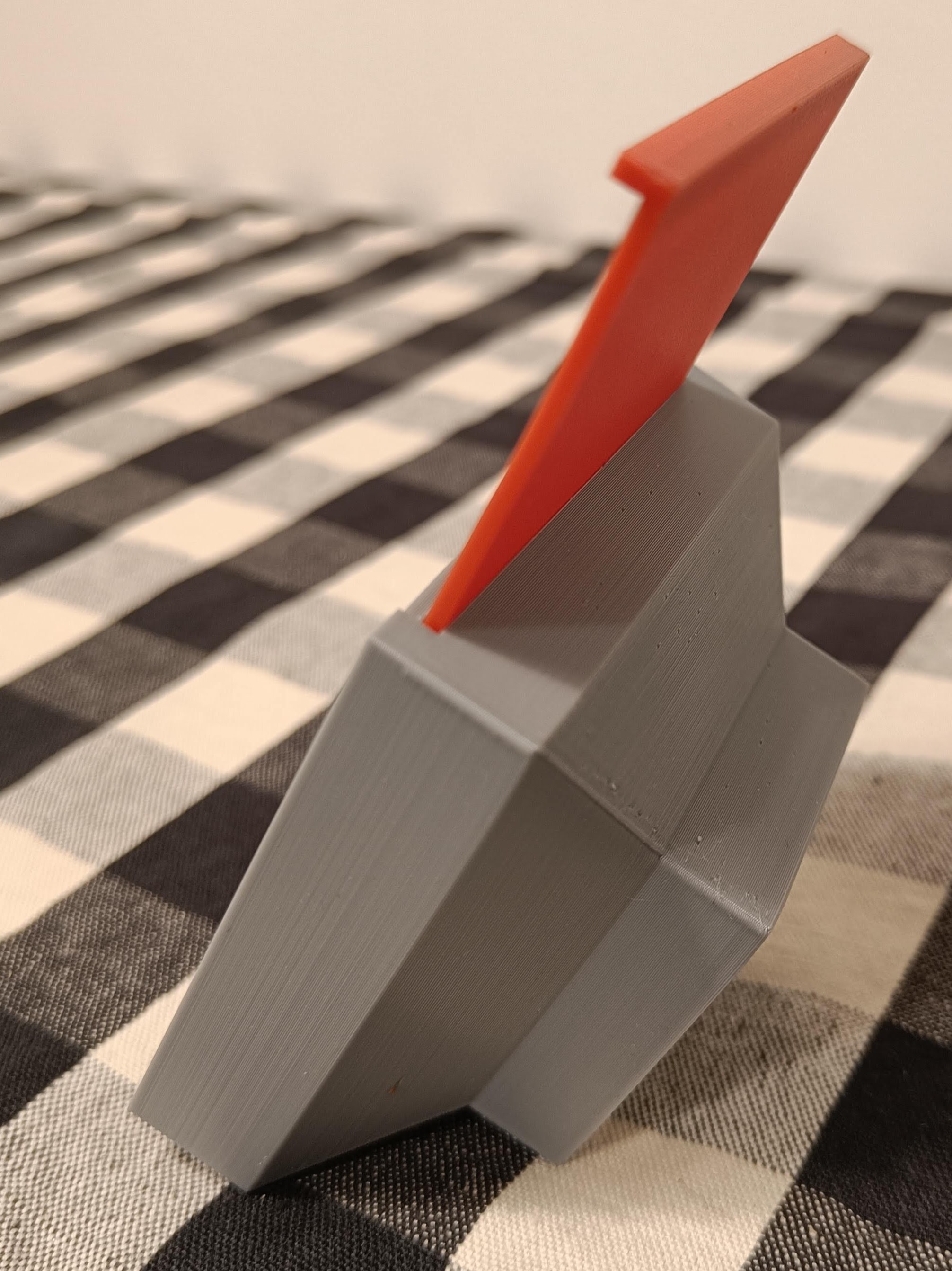 Miniatura 4 do modelo 3D Dice Tower - top storage container