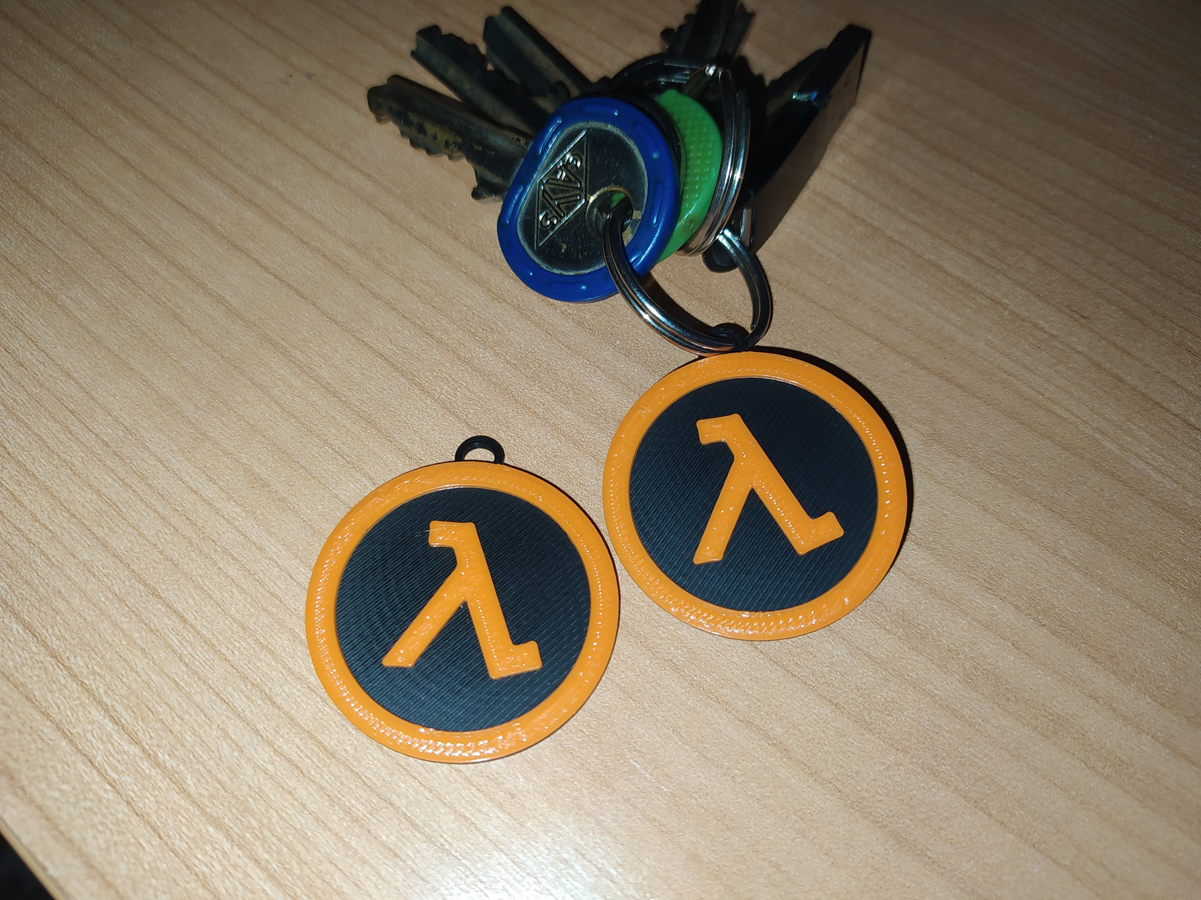 half life keychain by Andrés Salguero Download free STL model