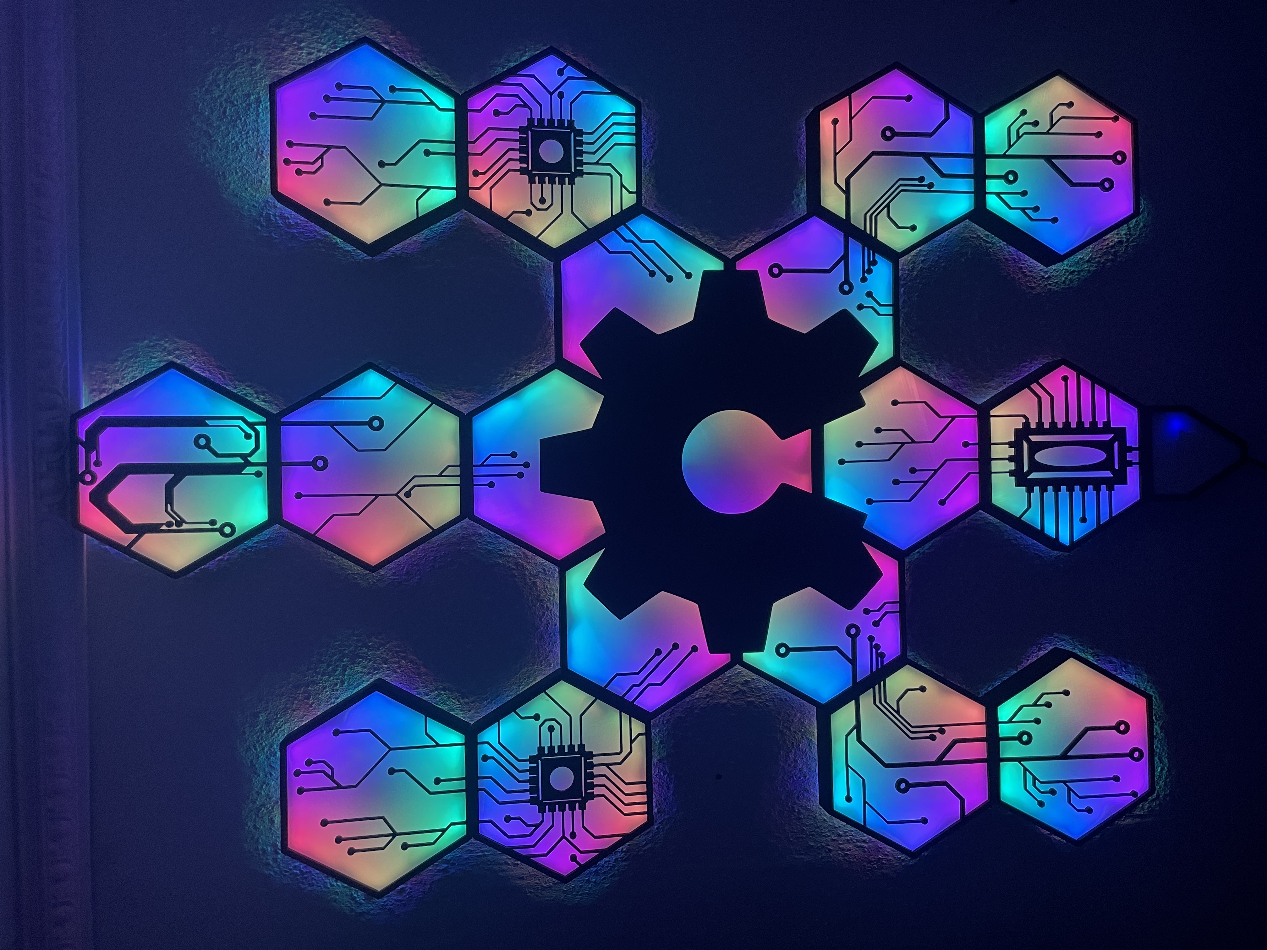 Hexagonal Nanoleaf - Electric Circuit