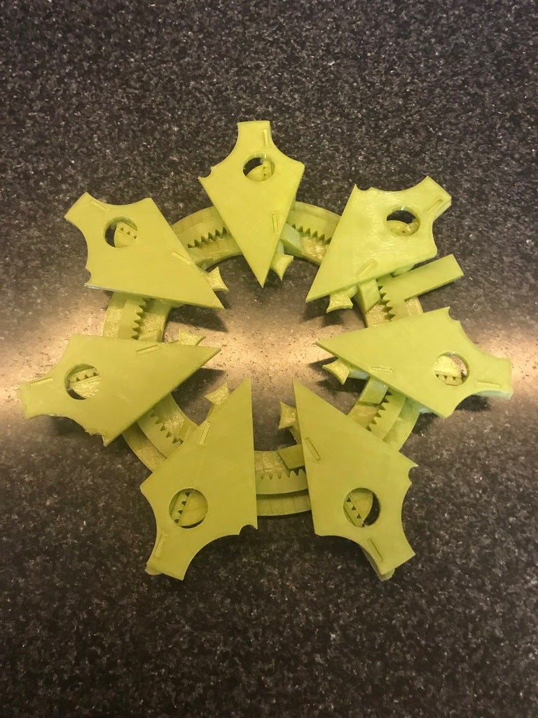 Mechanical Iris - Gears & Rails