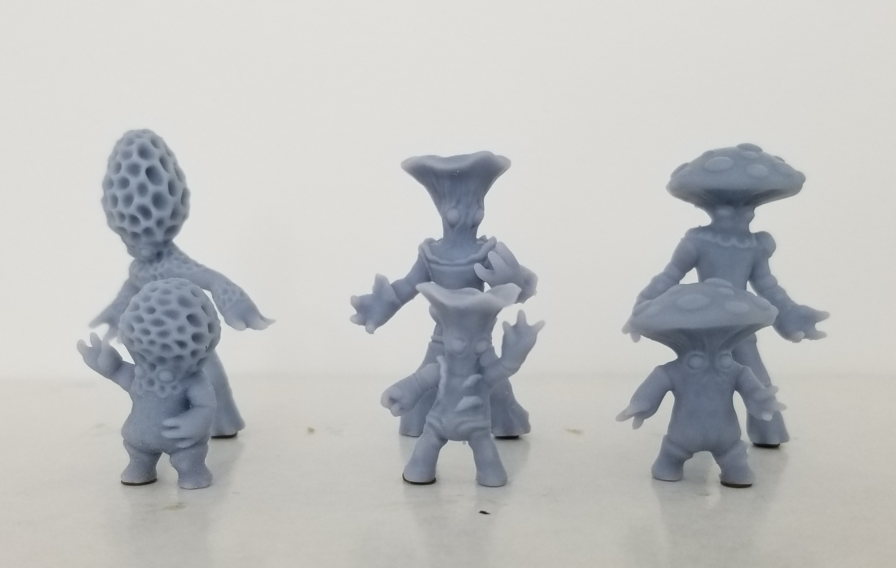 7 Morel fashion Figurines