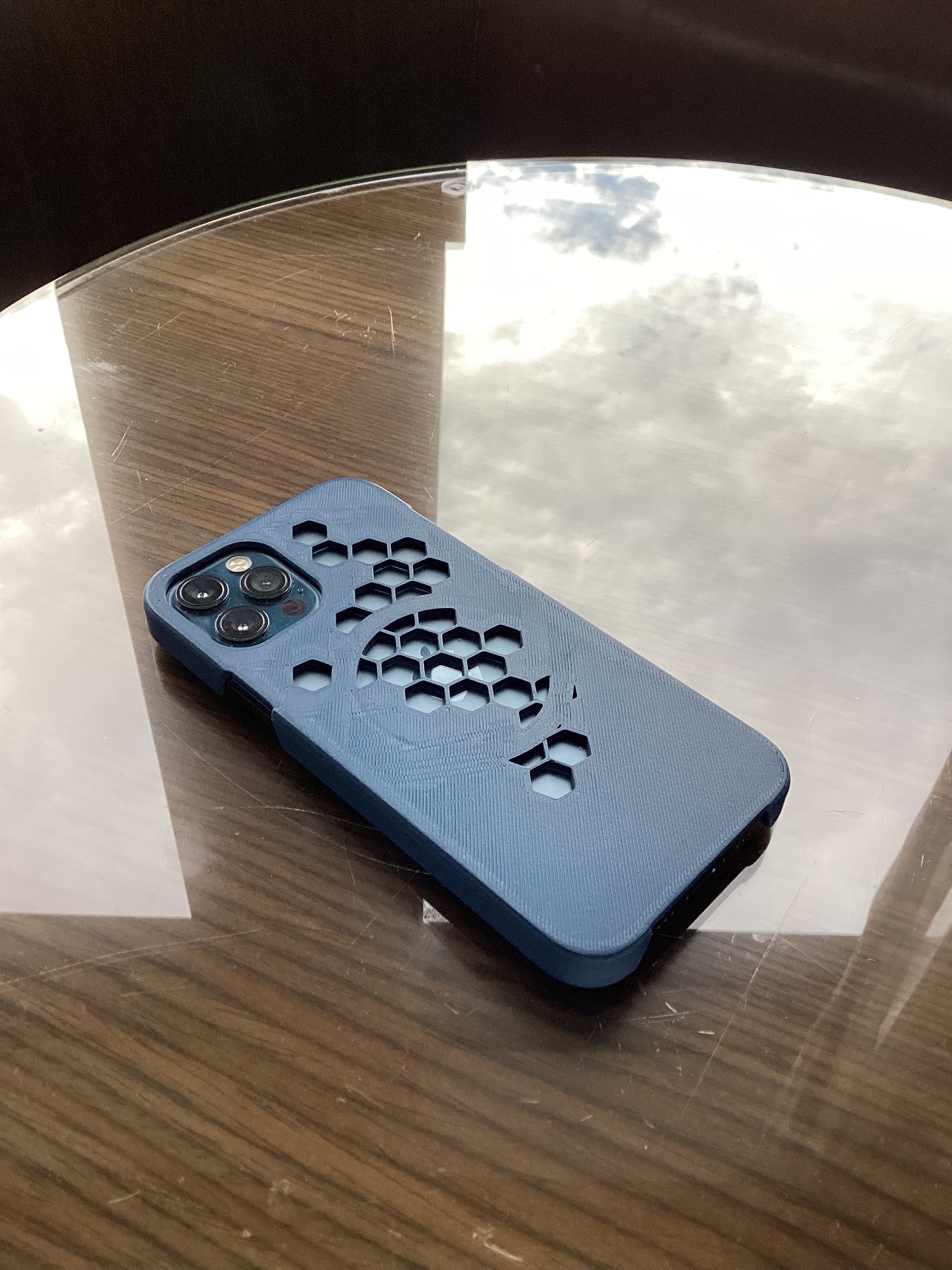 iPhone 12/12 Pro MagSafe case